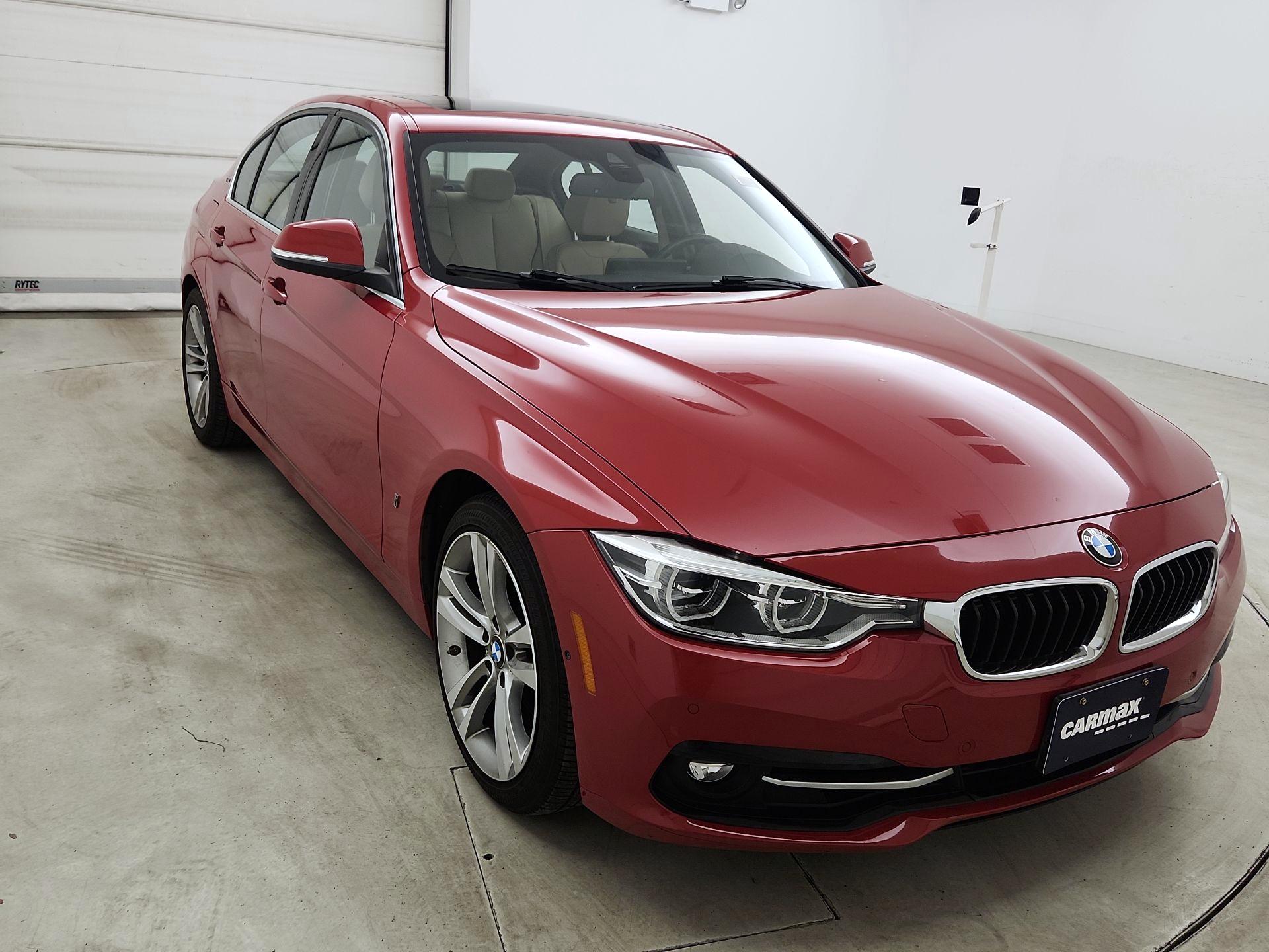 Thumbnail: 2017 BMW 3 Series - 1