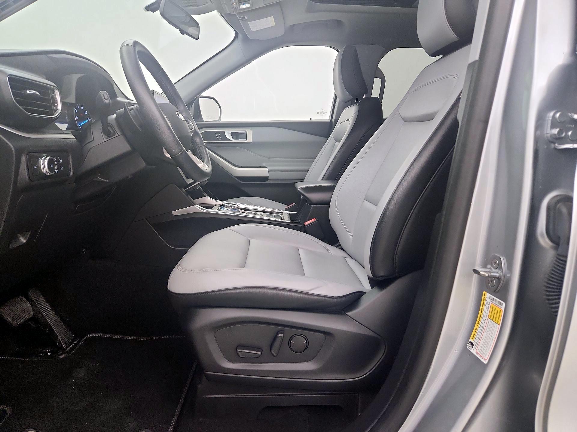 Thumbnail: 2021 Ford Explorer - 11