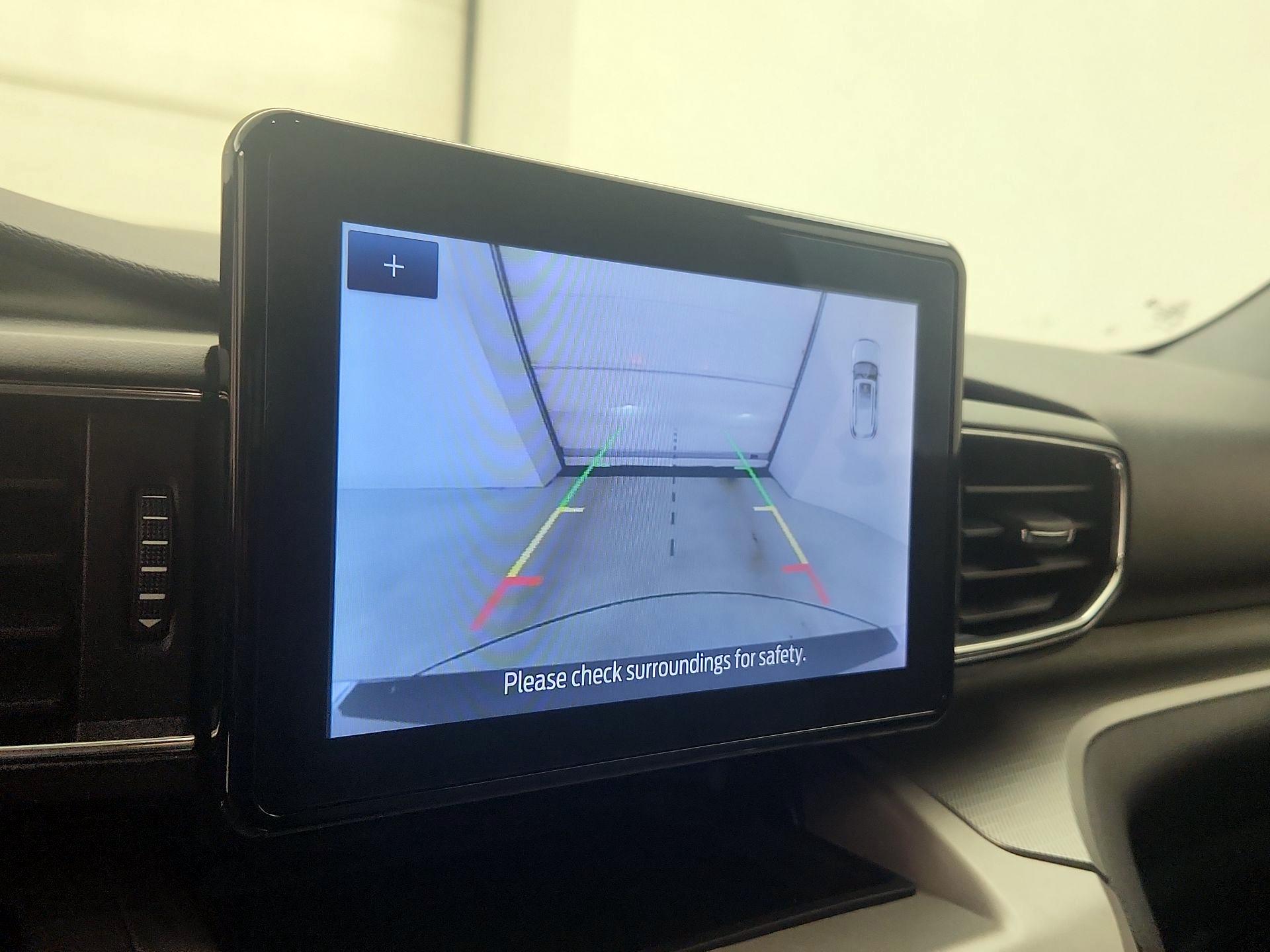 Thumbnail: 2021 Ford Explorer - 15