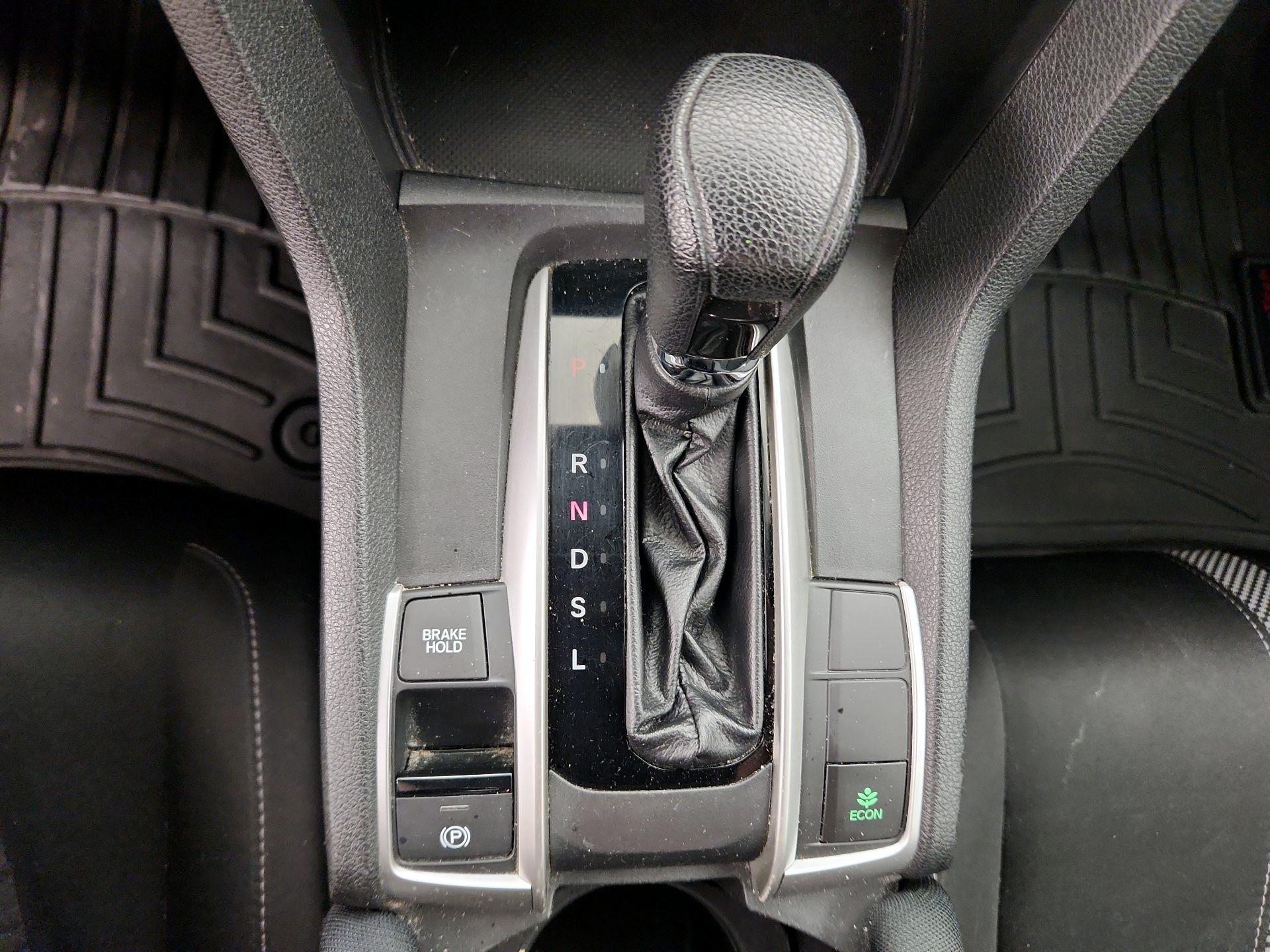 Thumbnail: 2019 Honda Civic - 17