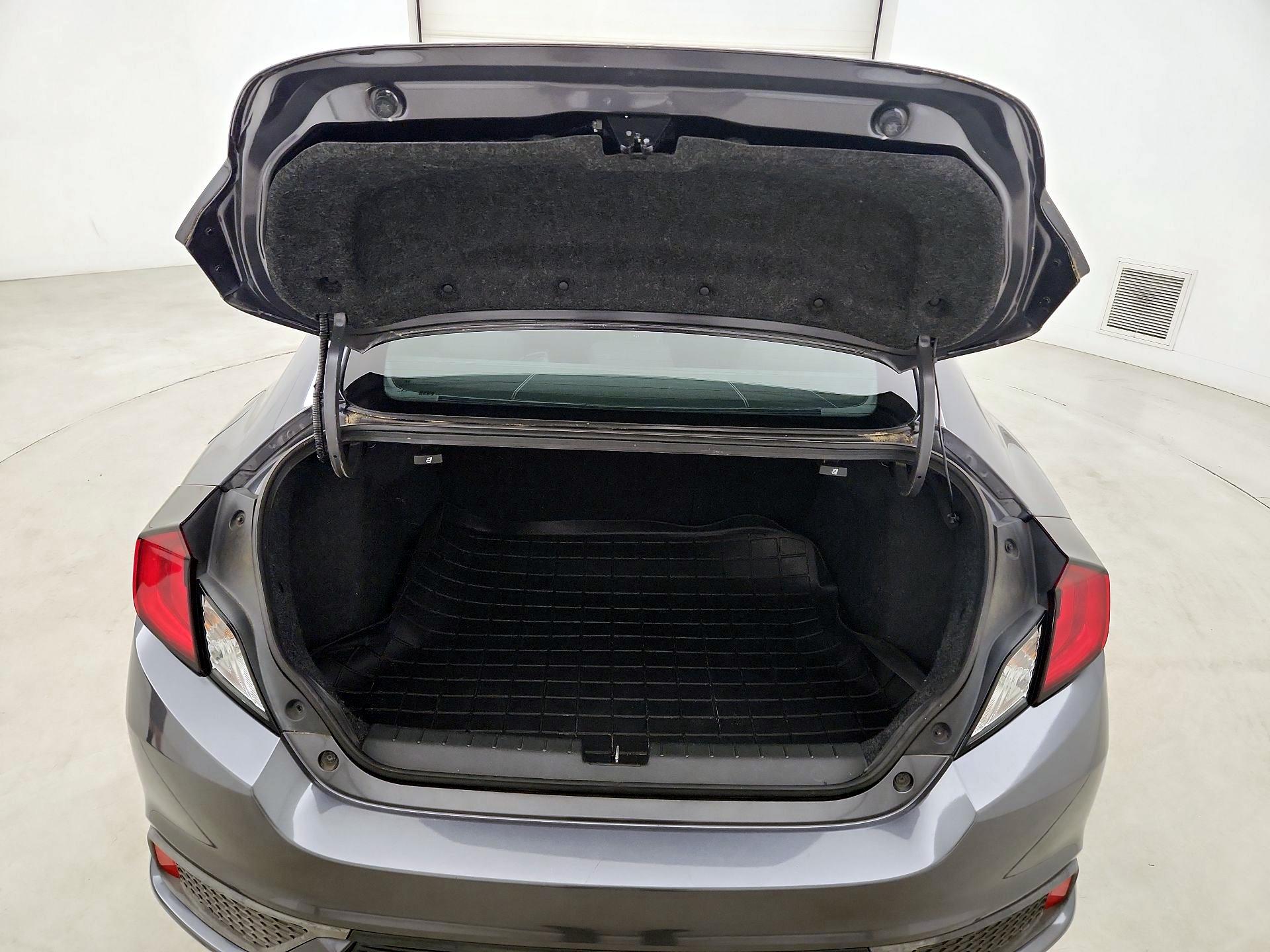 Thumbnail: 2019 Honda Civic - 20