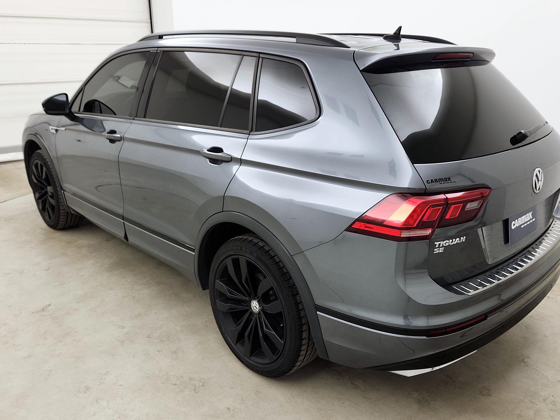 Thumbnail: 2021 Volkswagen Tiguan - 7