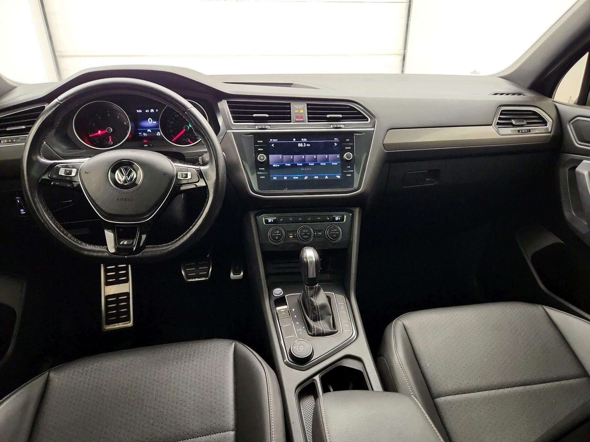 Thumbnail: 2021 Volkswagen Tiguan - 8