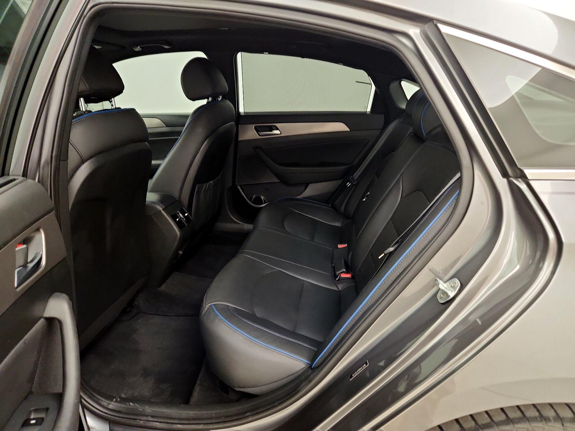 Thumbnail: 2018 Hyundai Sonata - 19