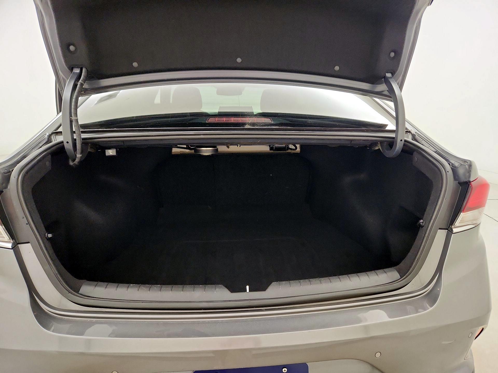 Thumbnail: 2018 Hyundai Sonata - 20