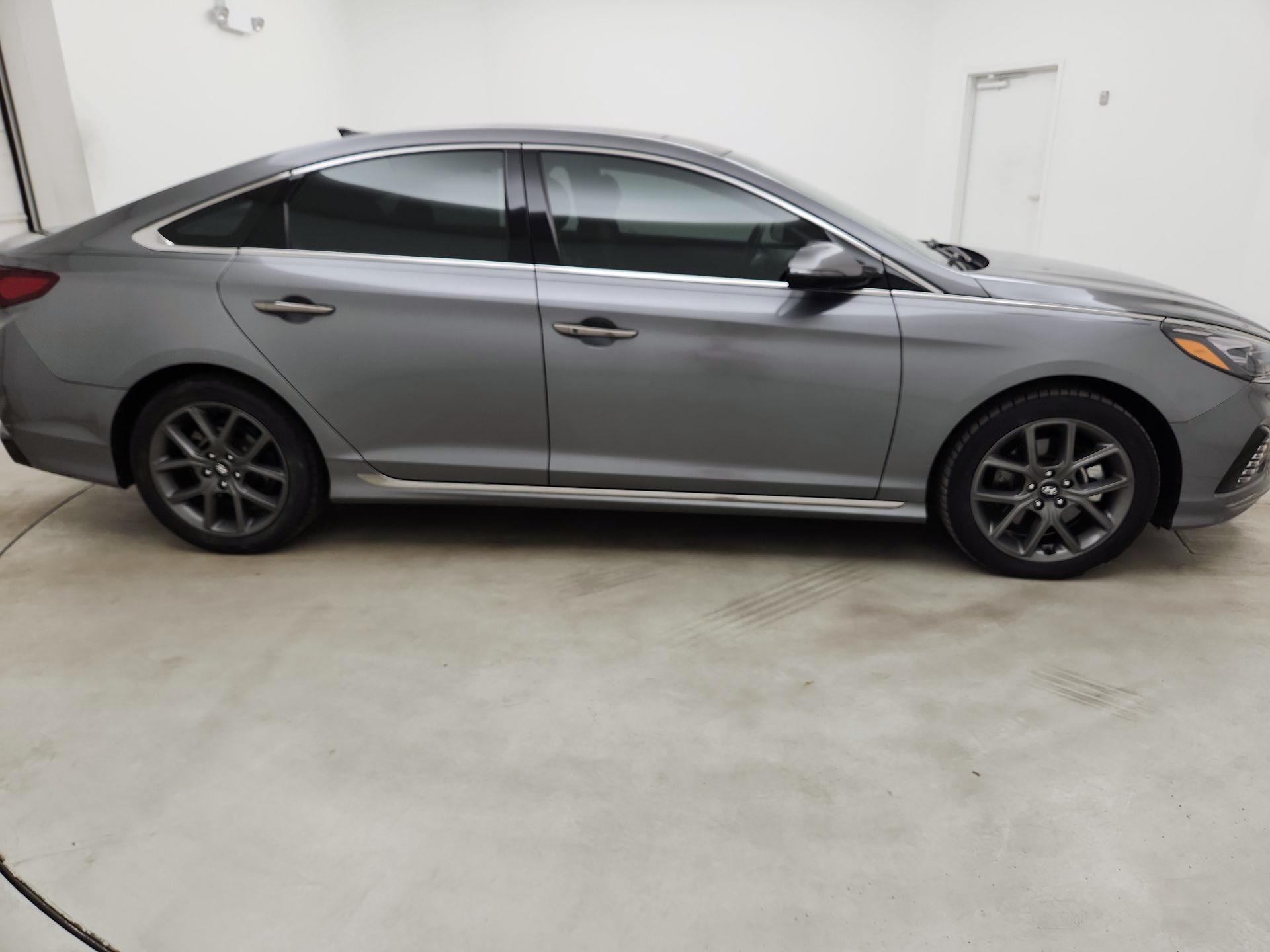 Thumbnail: 2018 Hyundai Sonata - 4