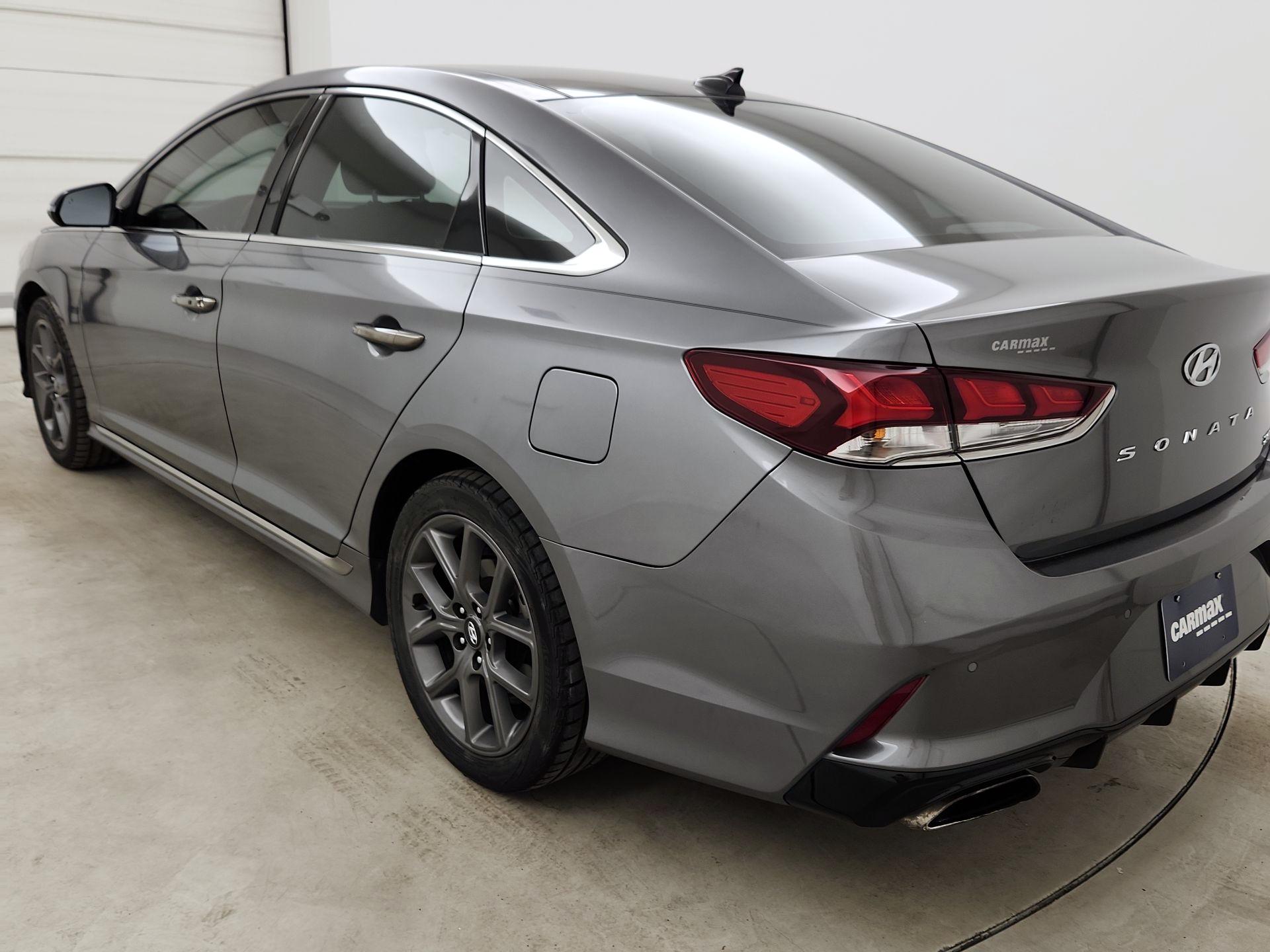 Thumbnail: 2018 Hyundai Sonata - 7