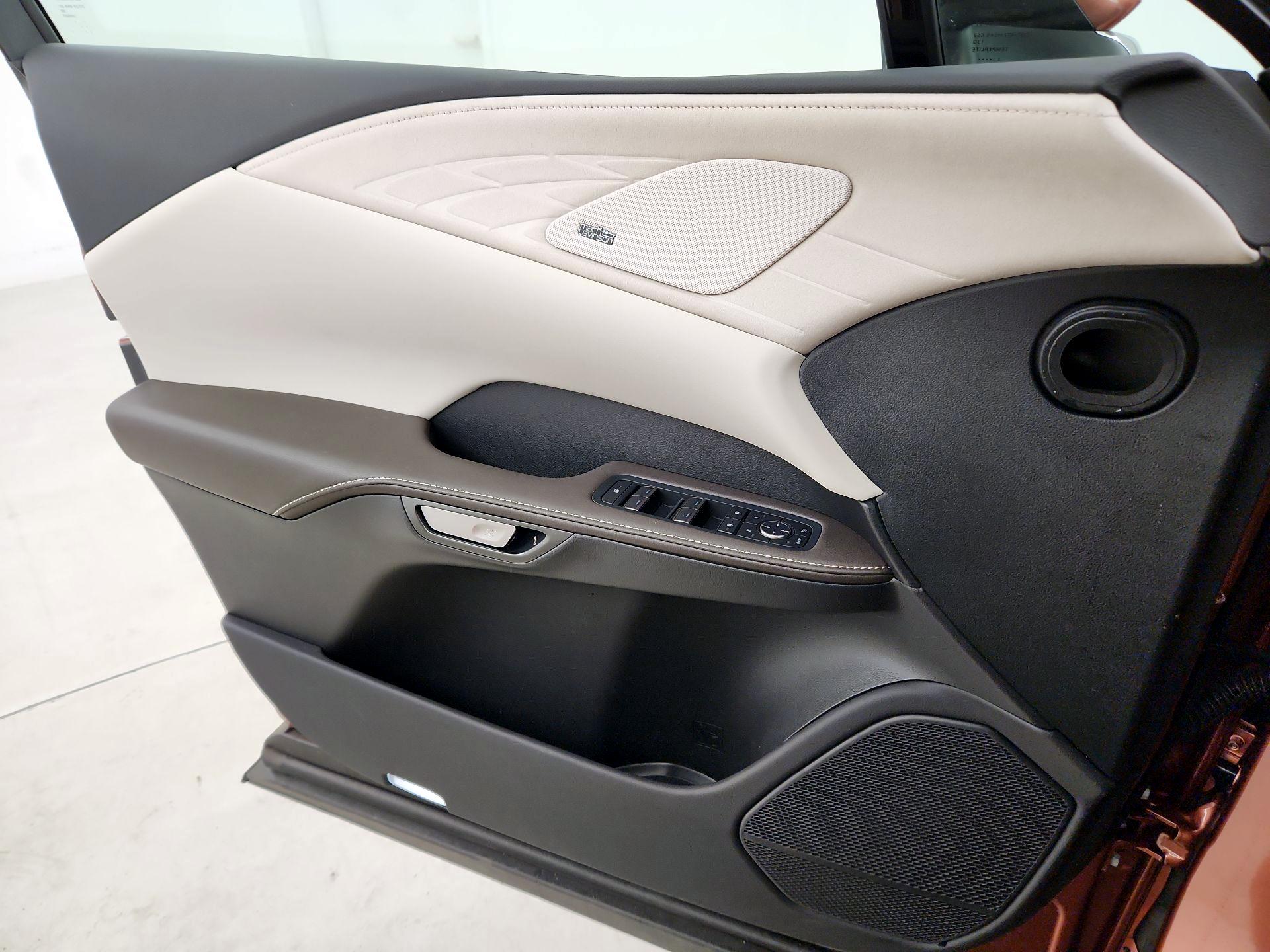 Thumbnail: 2025 Lexus RX - 10