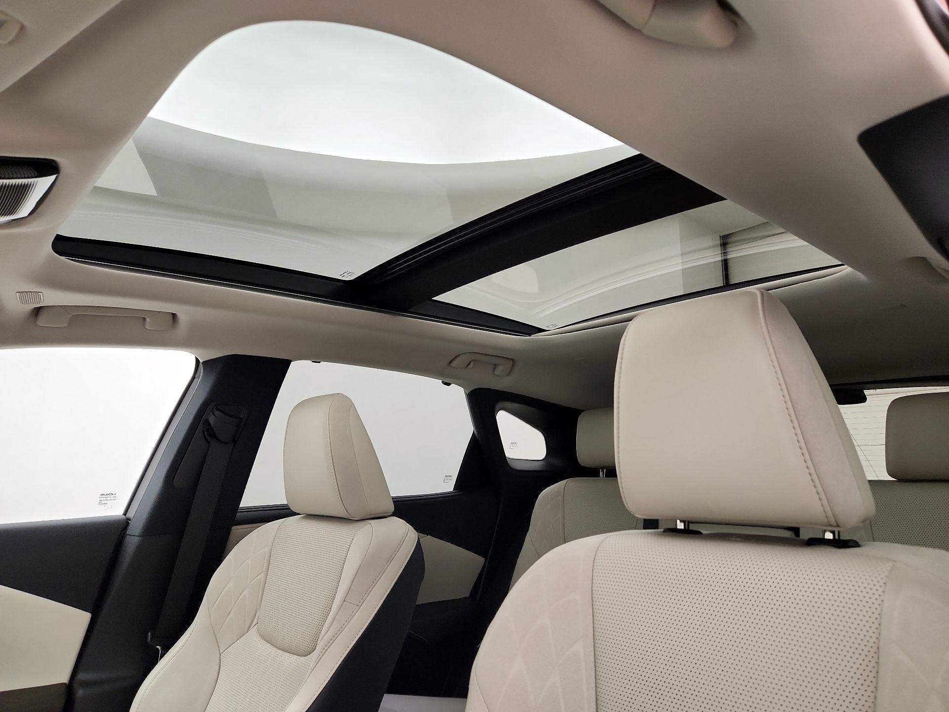 Thumbnail: 2025 Lexus RX - 18