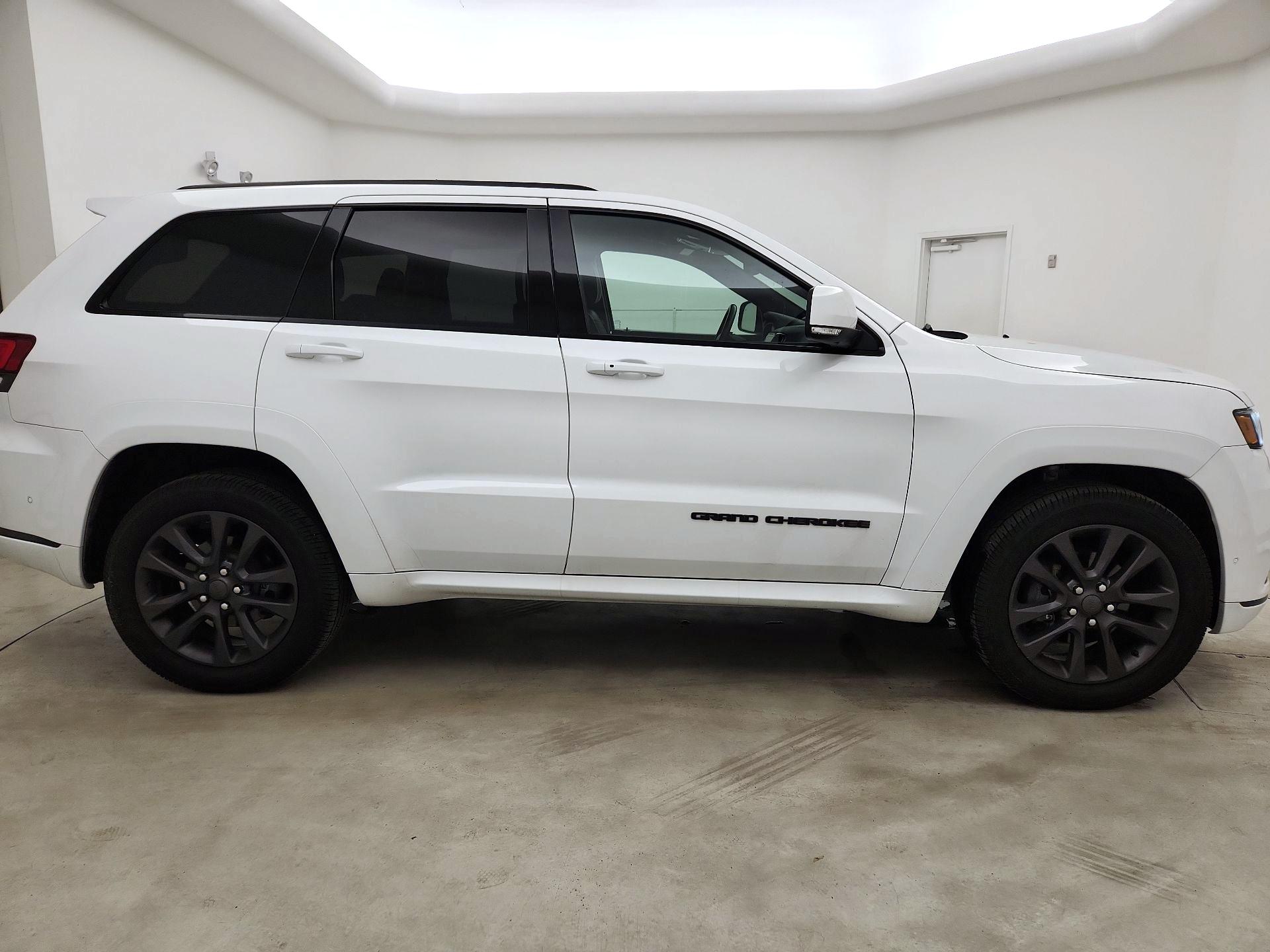 Thumbnail: 2019 Jeep Grand Cherokee - 4