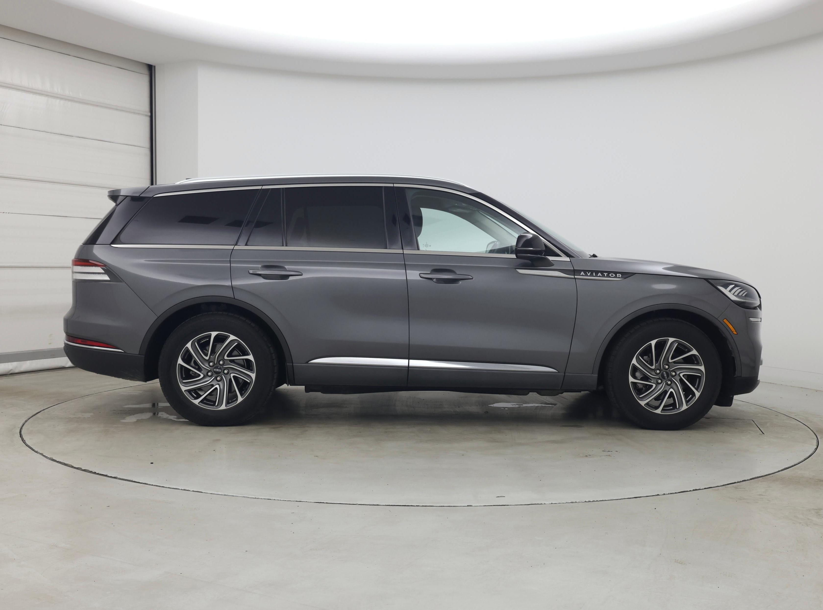 Thumbnail: 2021 Lincoln Aviator - 7