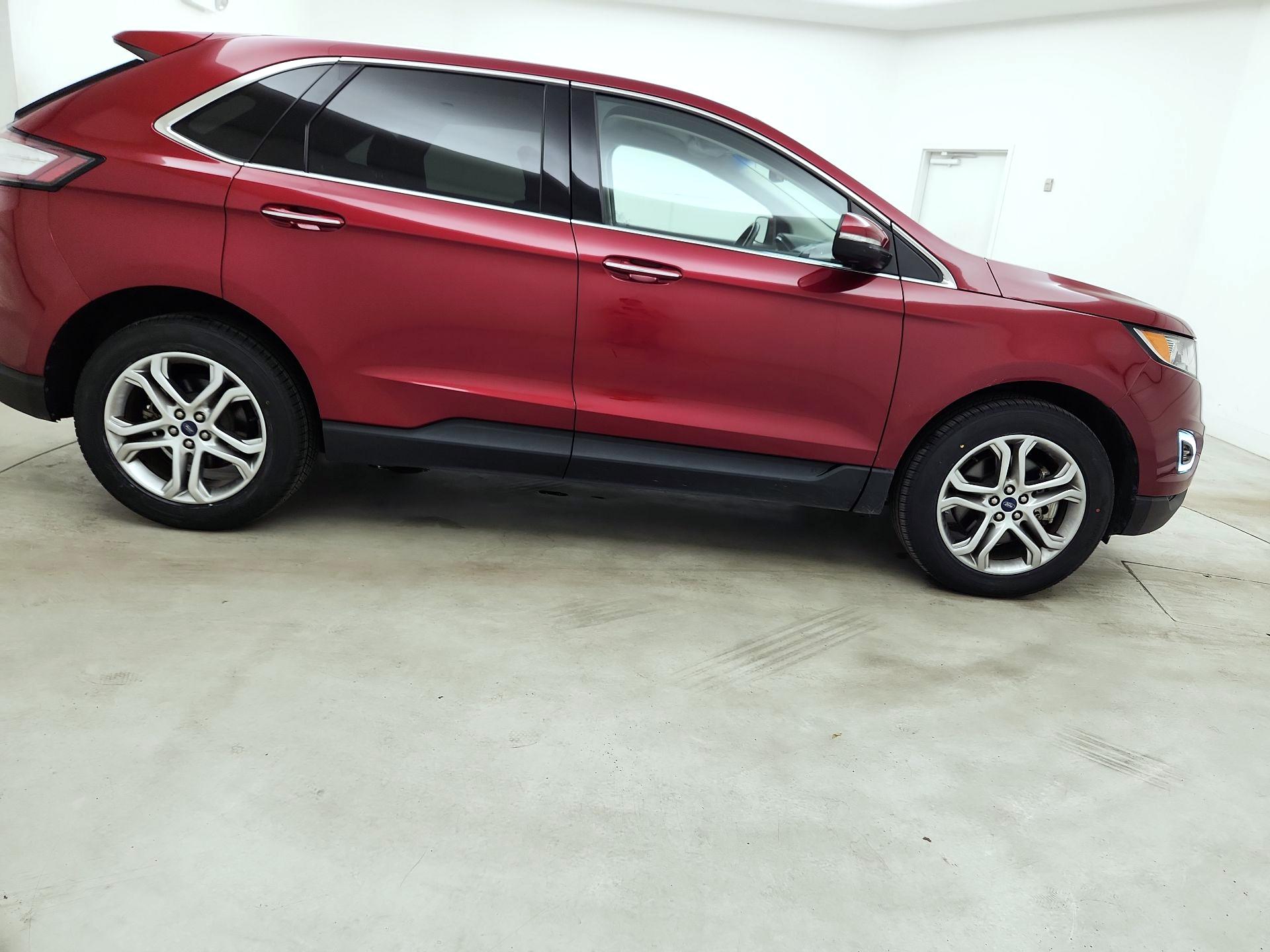 Thumbnail: 2016 Ford Edge - 4