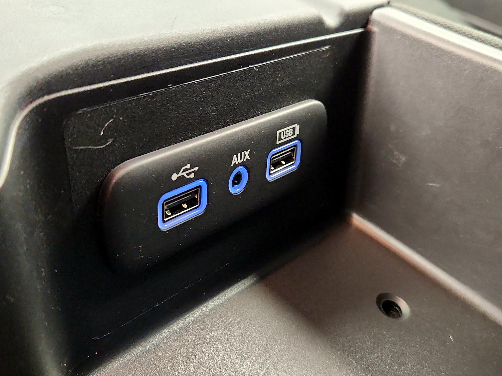 Thumbnail: 2022 RAM 1500 Classic - 16