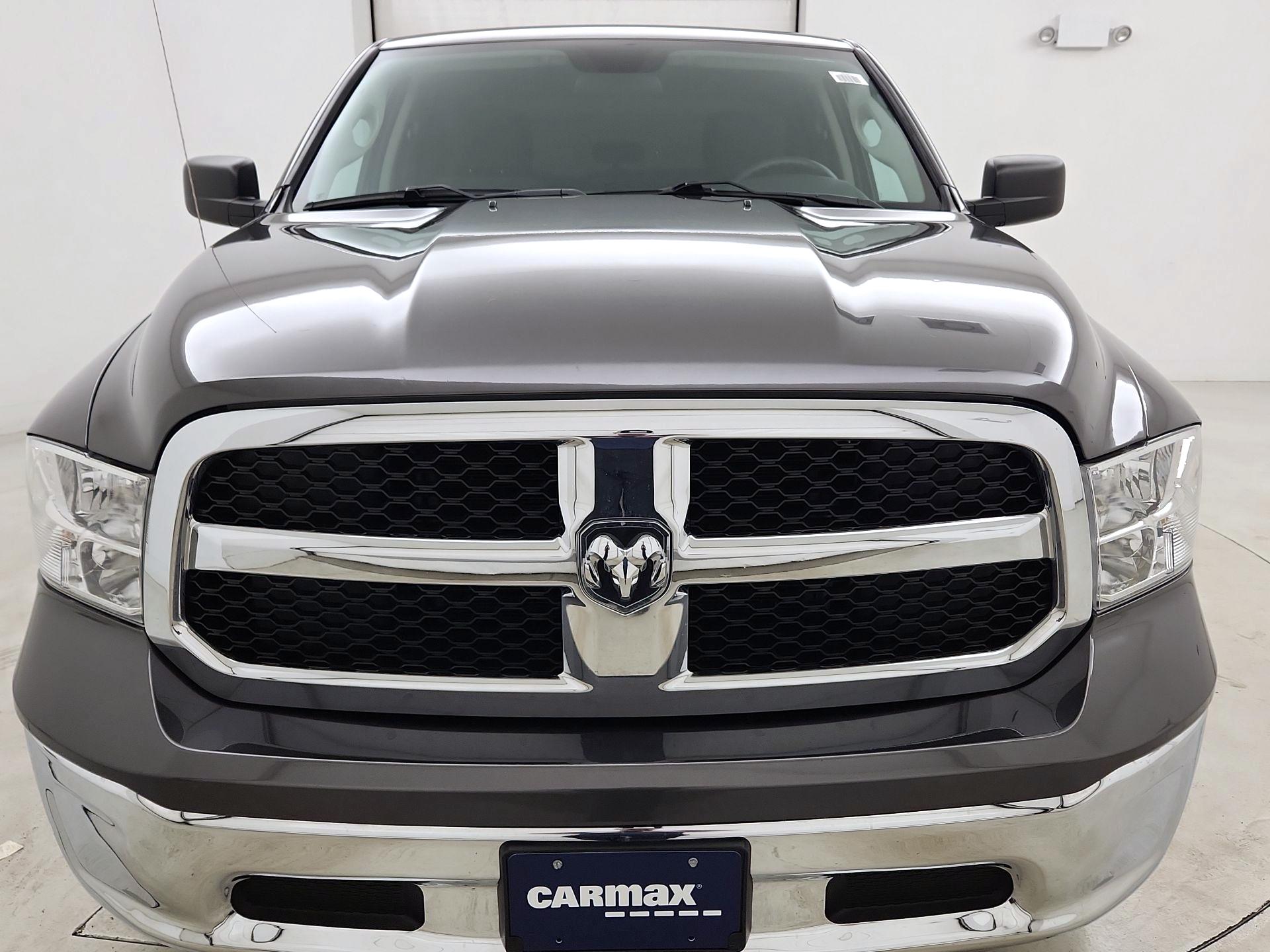 Thumbnail: 2022 RAM 1500 Classic - 2