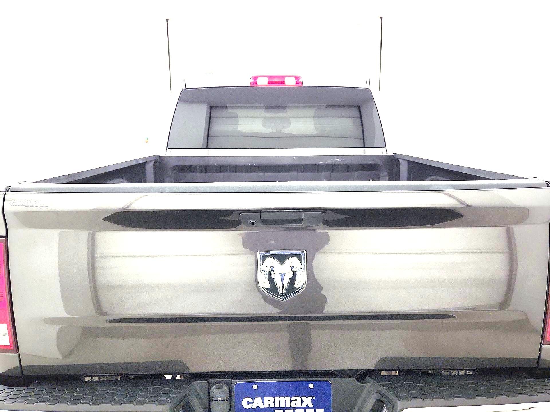 Thumbnail: 2022 RAM 1500 Classic - 6