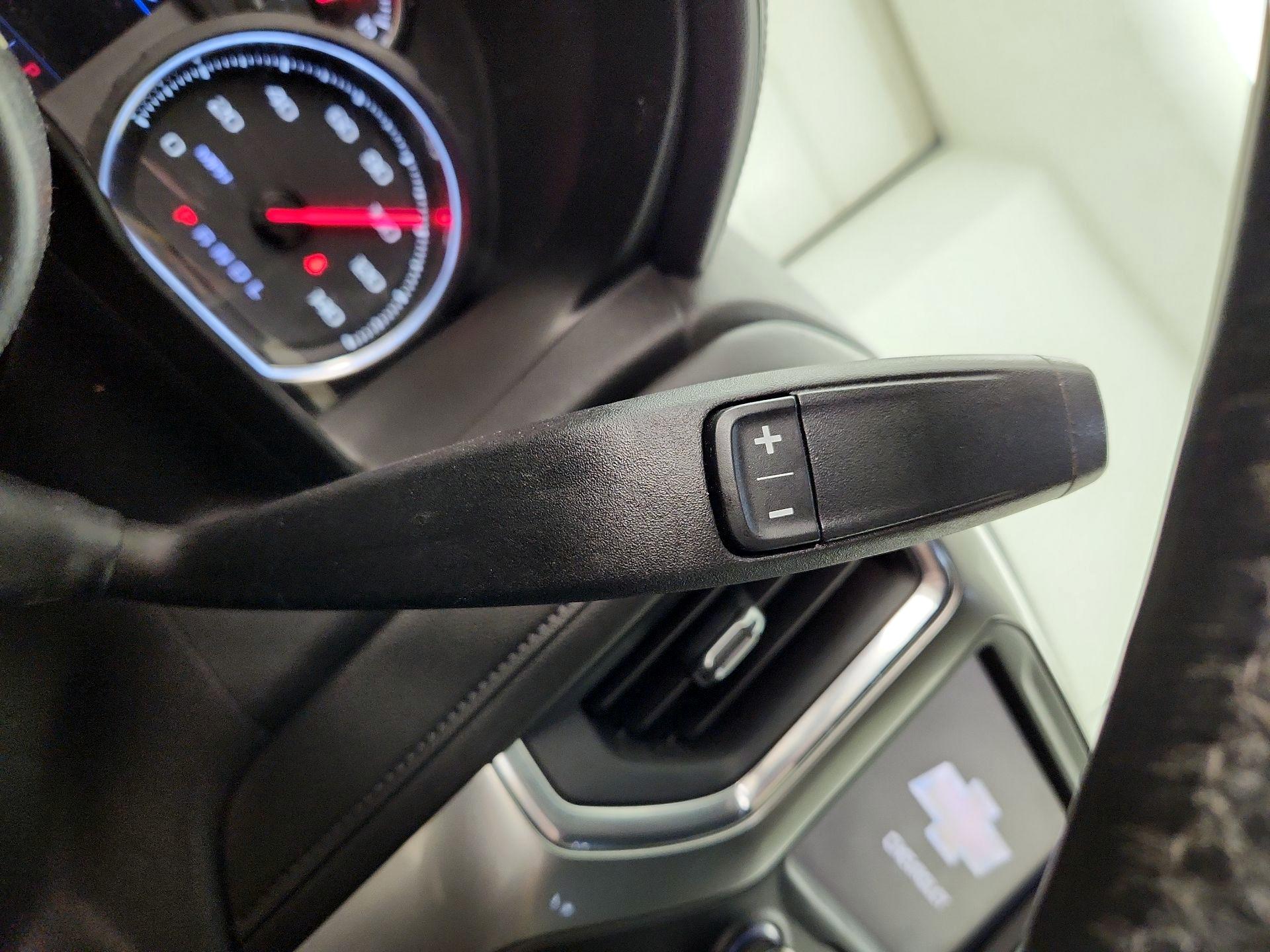 Thumbnail: 2020 Chevrolet Silverado 1500 - 15