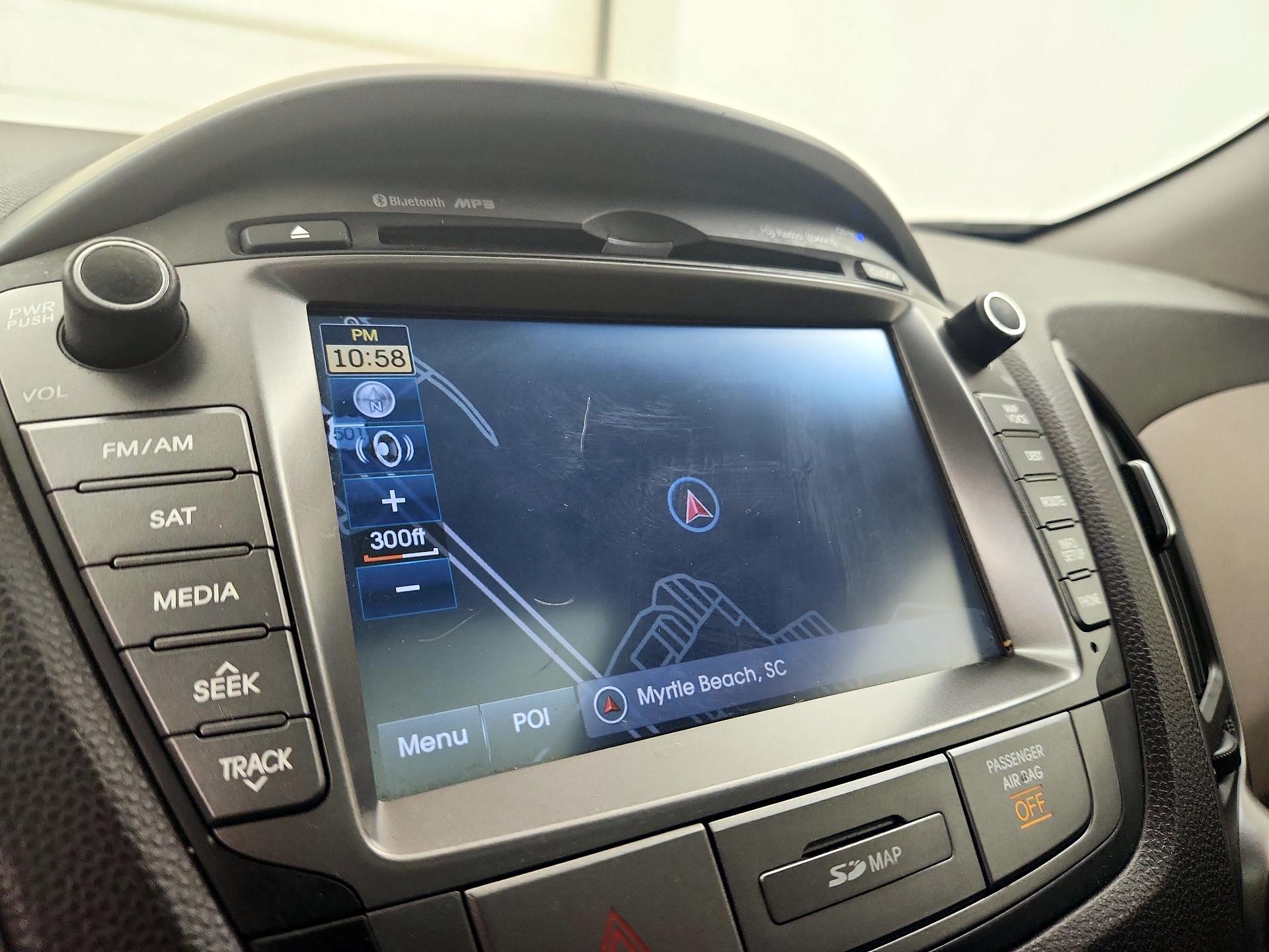 Thumbnail: 2015 Hyundai Tucson - 12