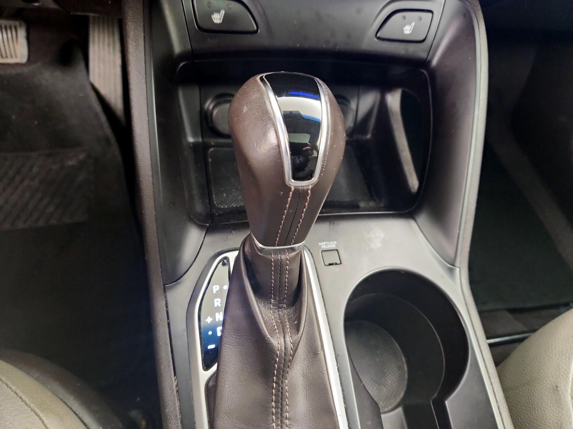 Thumbnail: 2015 Hyundai Tucson - 16