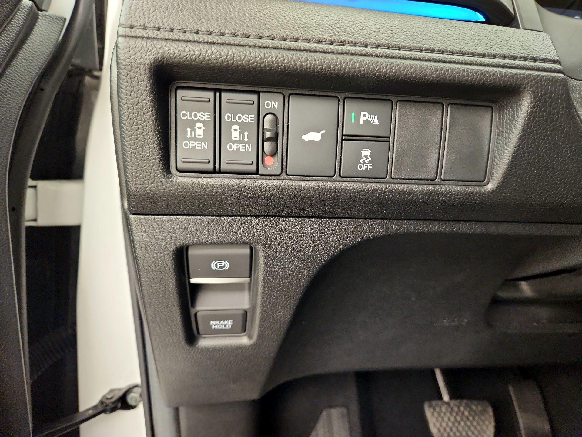 Thumbnail: 2025 Honda Odyssey - 11