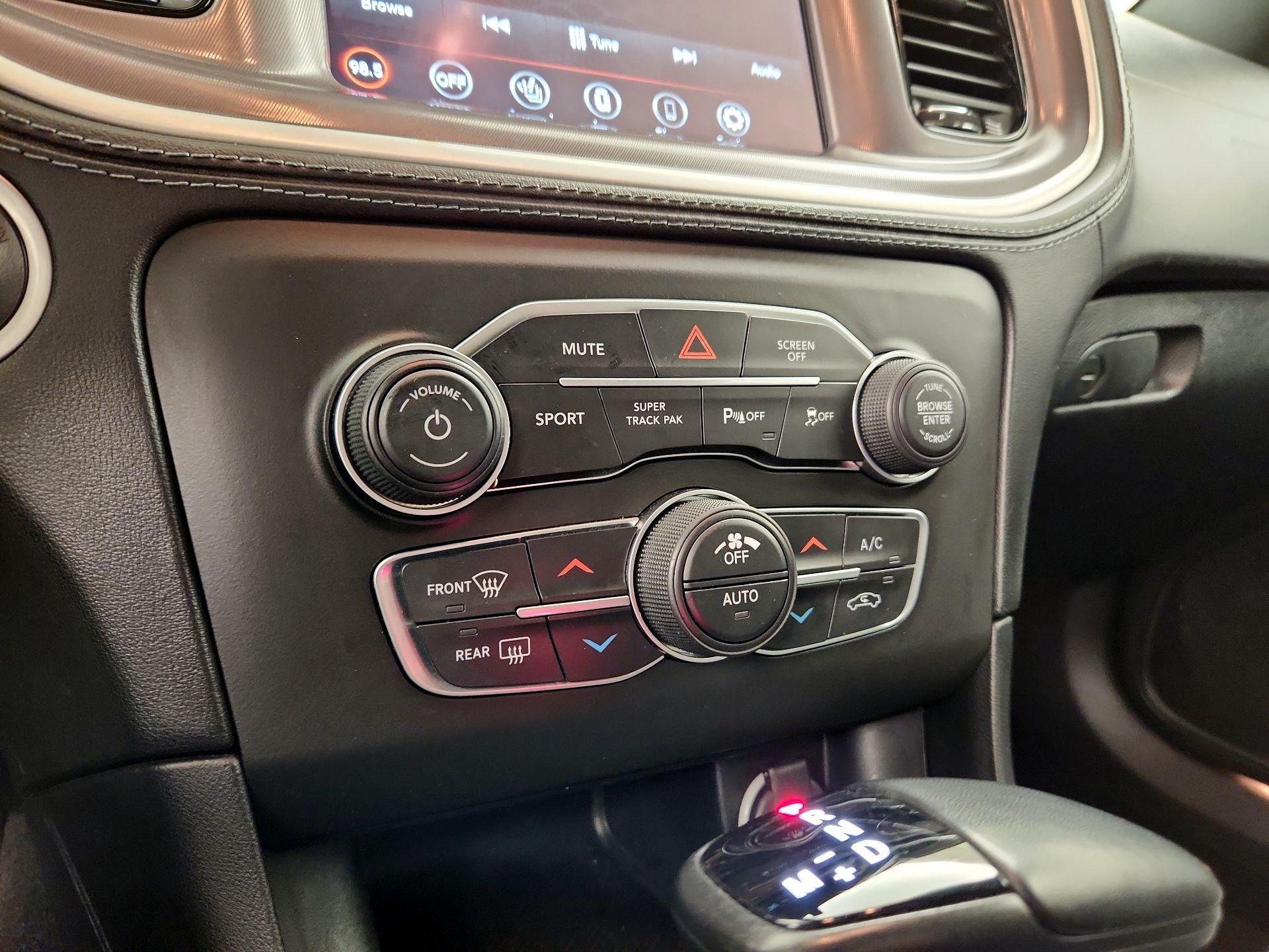 Thumbnail: 2022 Dodge Charger - 14