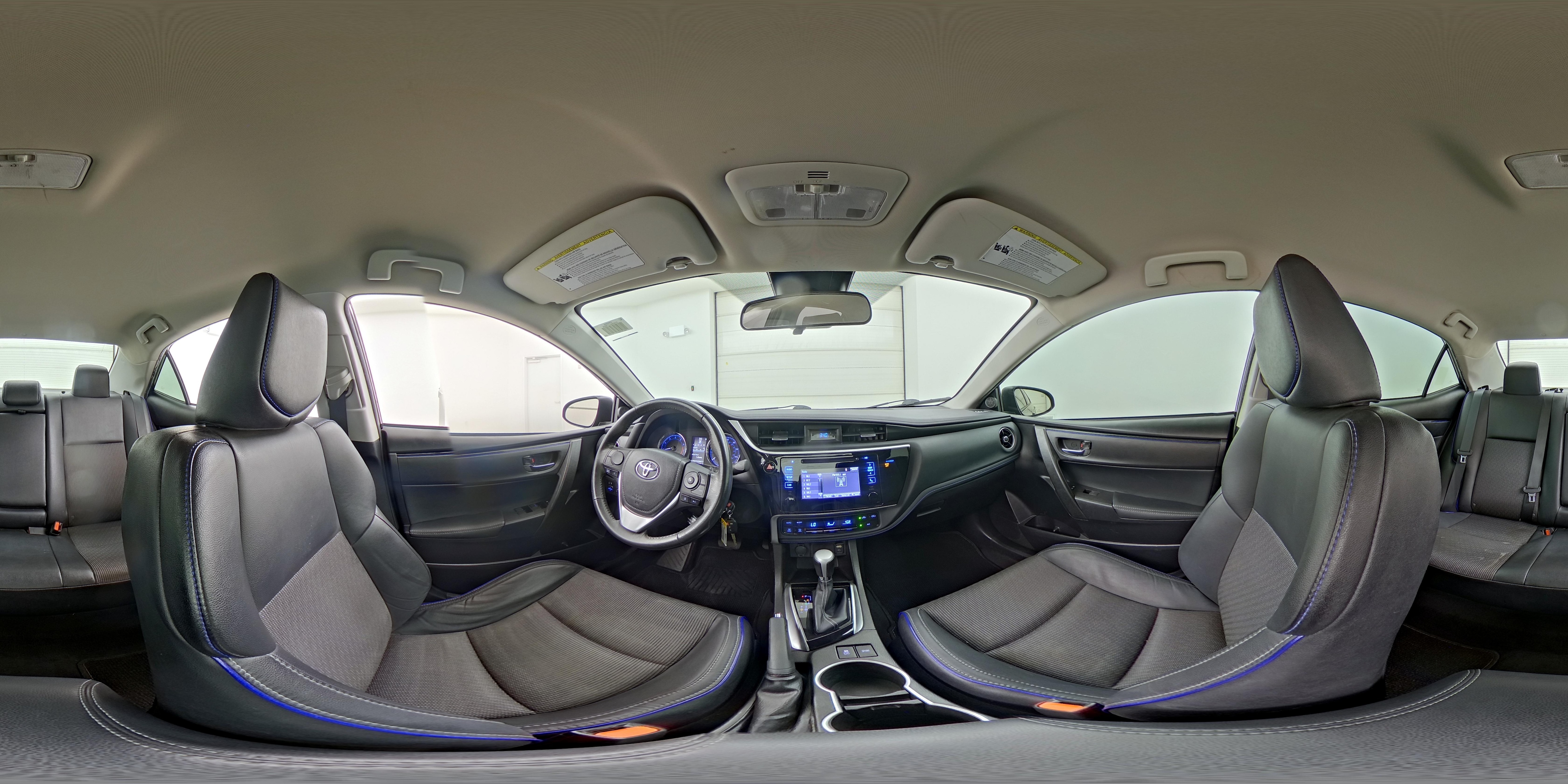2018 Toyota Corolla SE - Photo 24