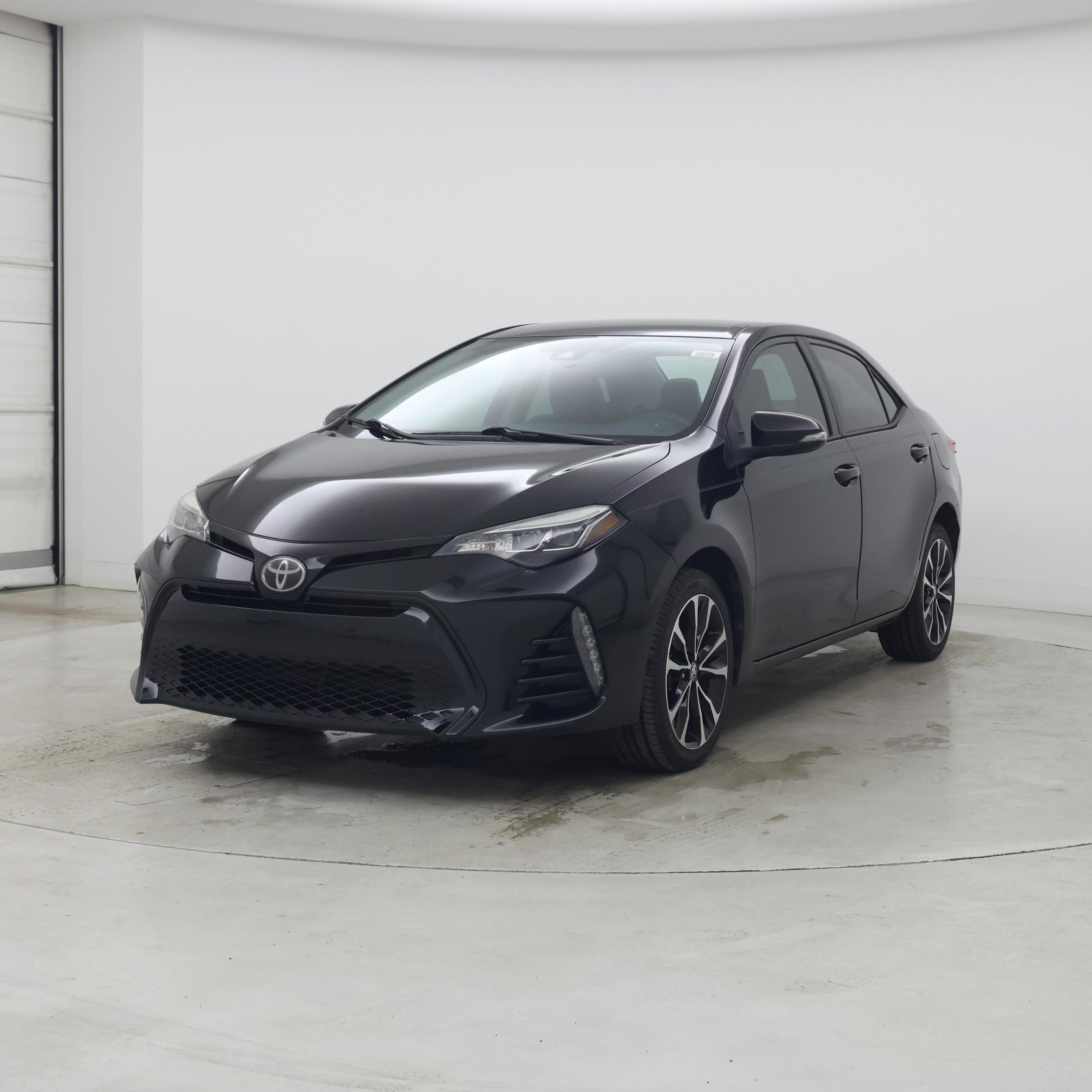 Thumbnail: 2018 Toyota Corolla - 4