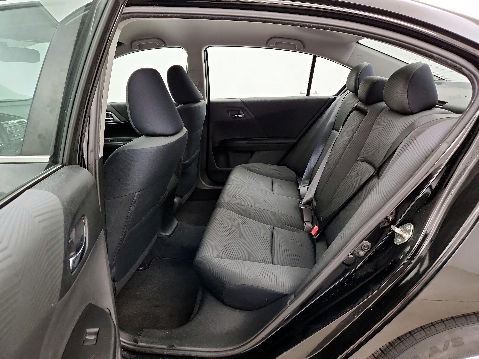 Thumbnail: 2015 Honda Accord - 17