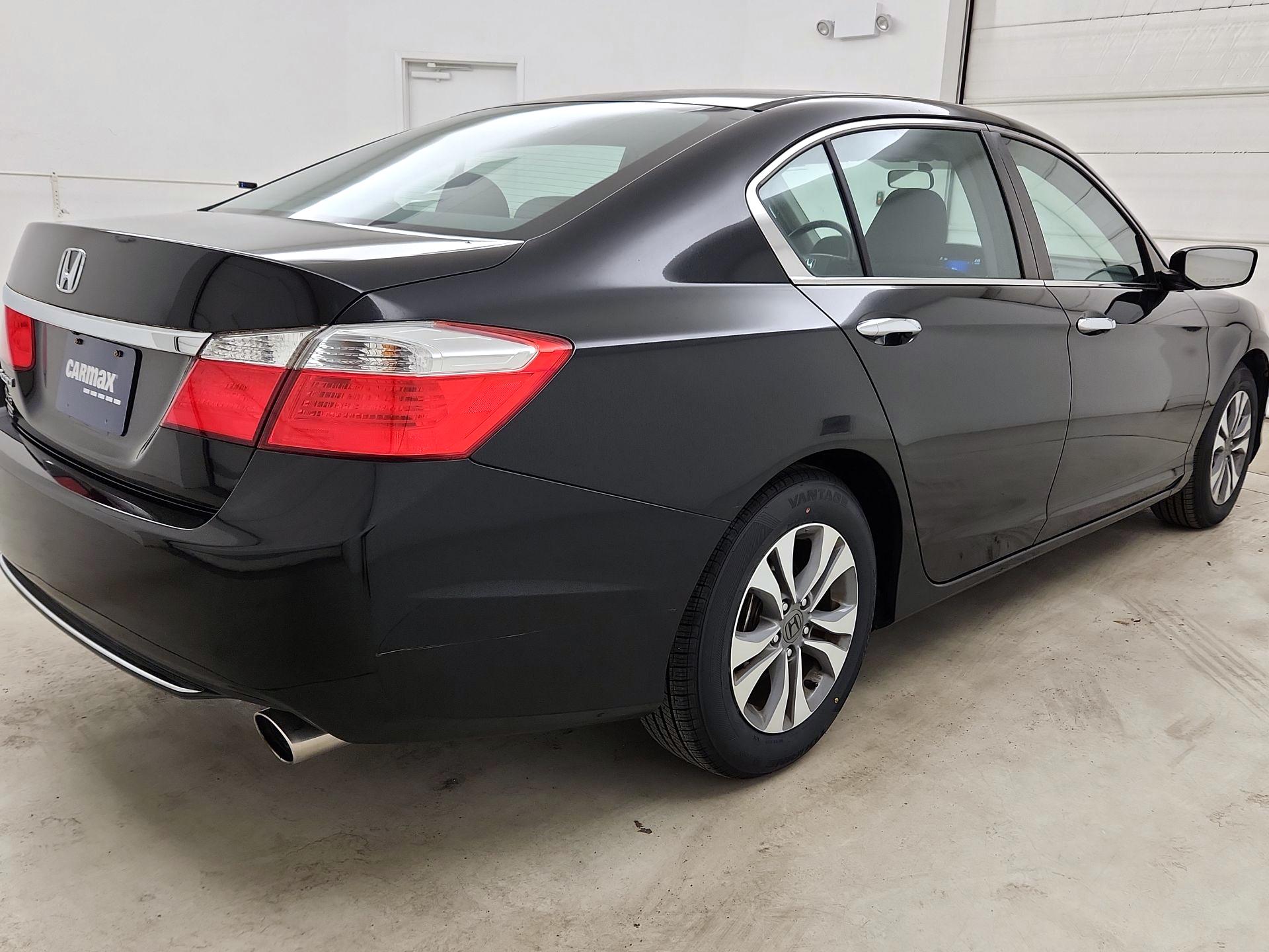 Thumbnail: 2015 Honda Accord - 5