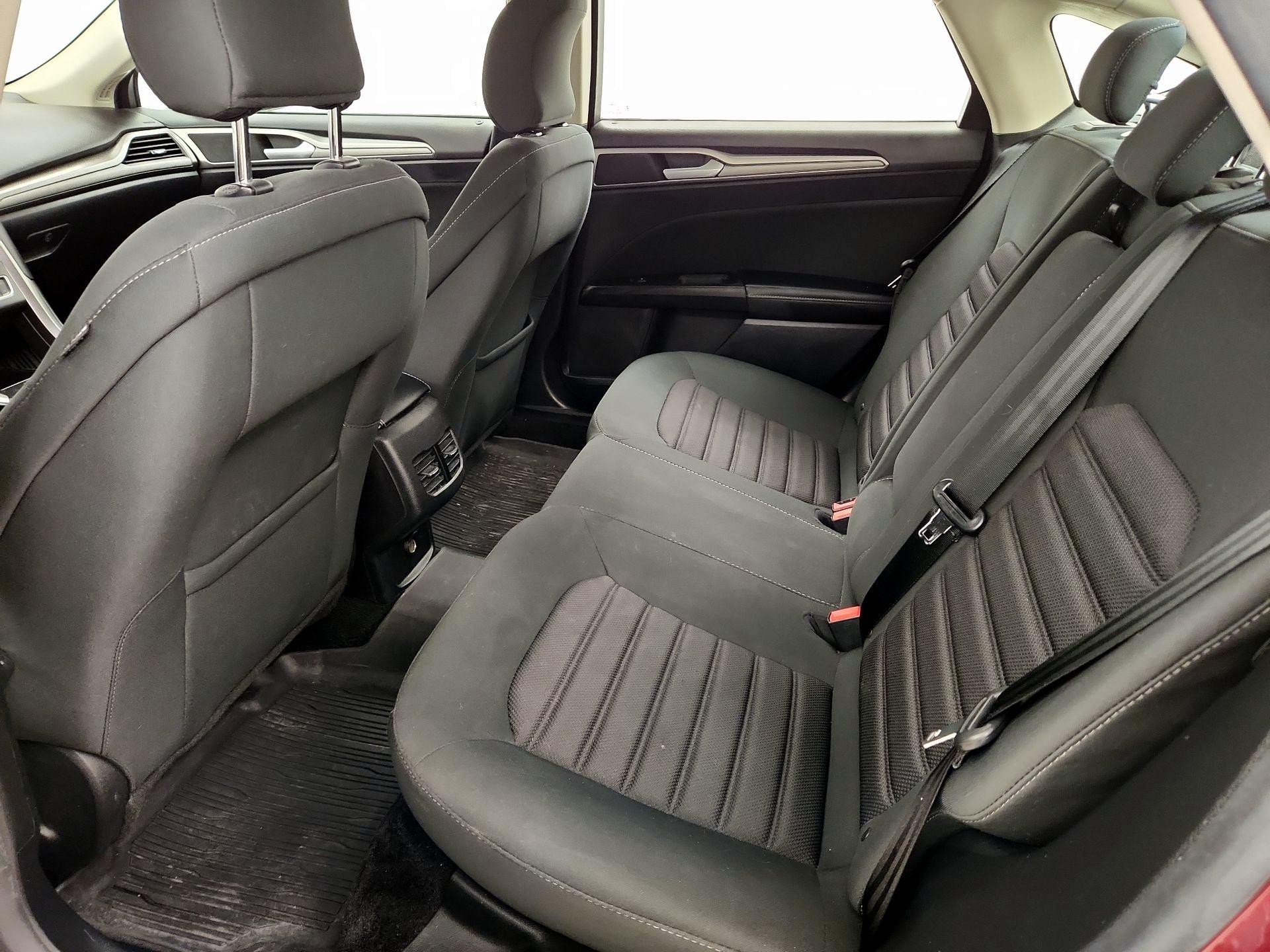 Thumbnail: 2018 Ford Fusion - 17