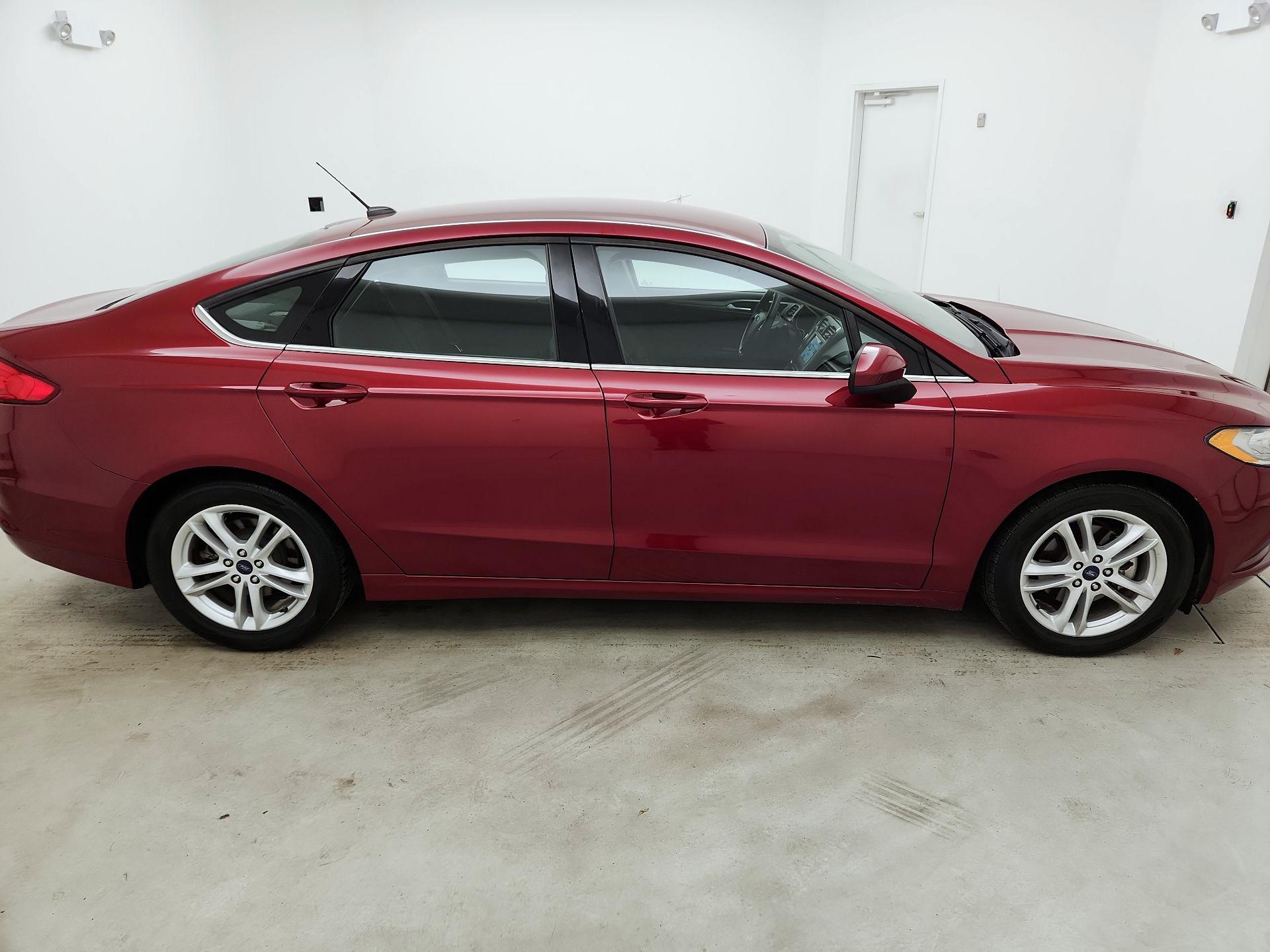 Thumbnail: 2018 Ford Fusion - 4