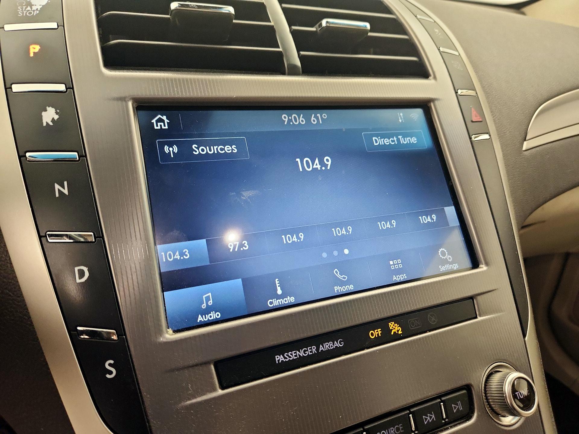 Thumbnail: 2020 Lincoln MKZ - 13