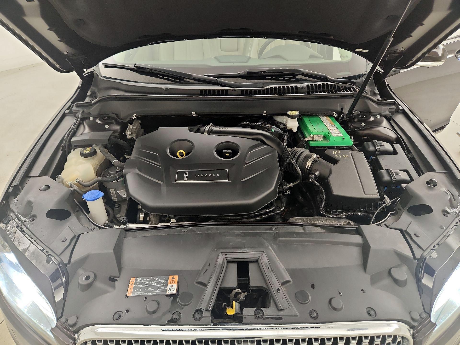 Thumbnail: 2020 Lincoln MKZ - 19