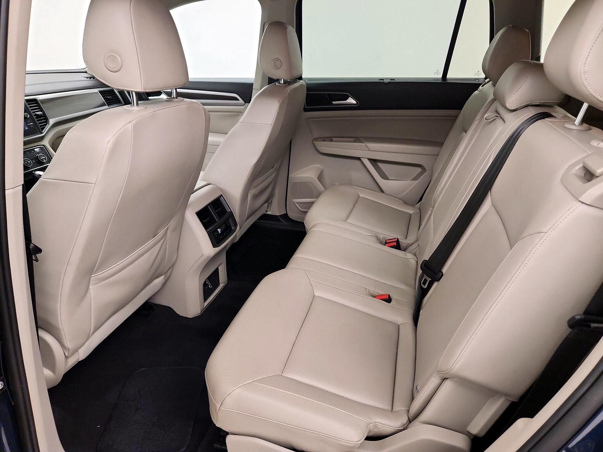 Thumbnail: 2018 Volkswagen Atlas - 17