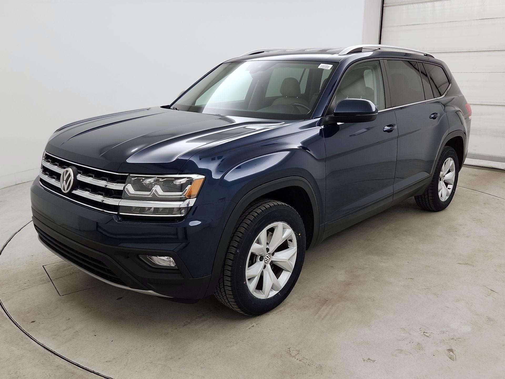 Thumbnail: 2018 Volkswagen Atlas - 3
