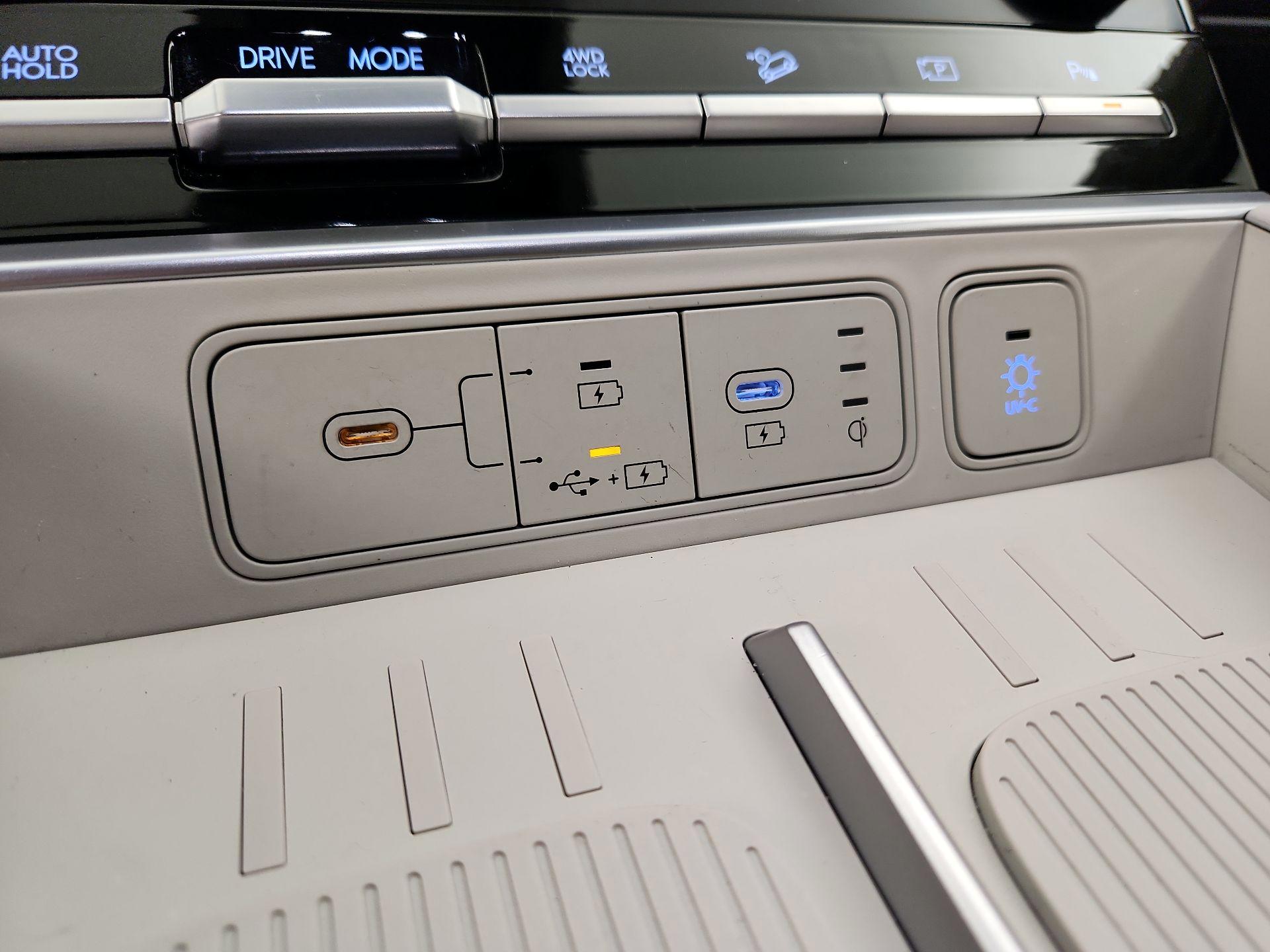 Thumbnail: 2024 Hyundai Santa Fe - 17