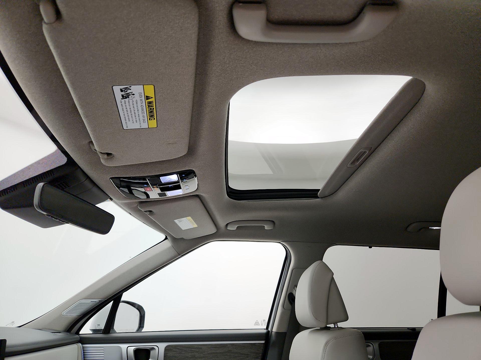 Thumbnail: 2024 Hyundai Santa Fe - 18