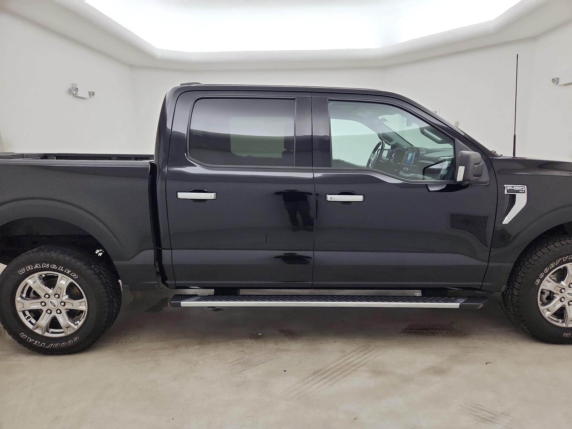 Thumbnail: 2021 Ford F-150 - 4