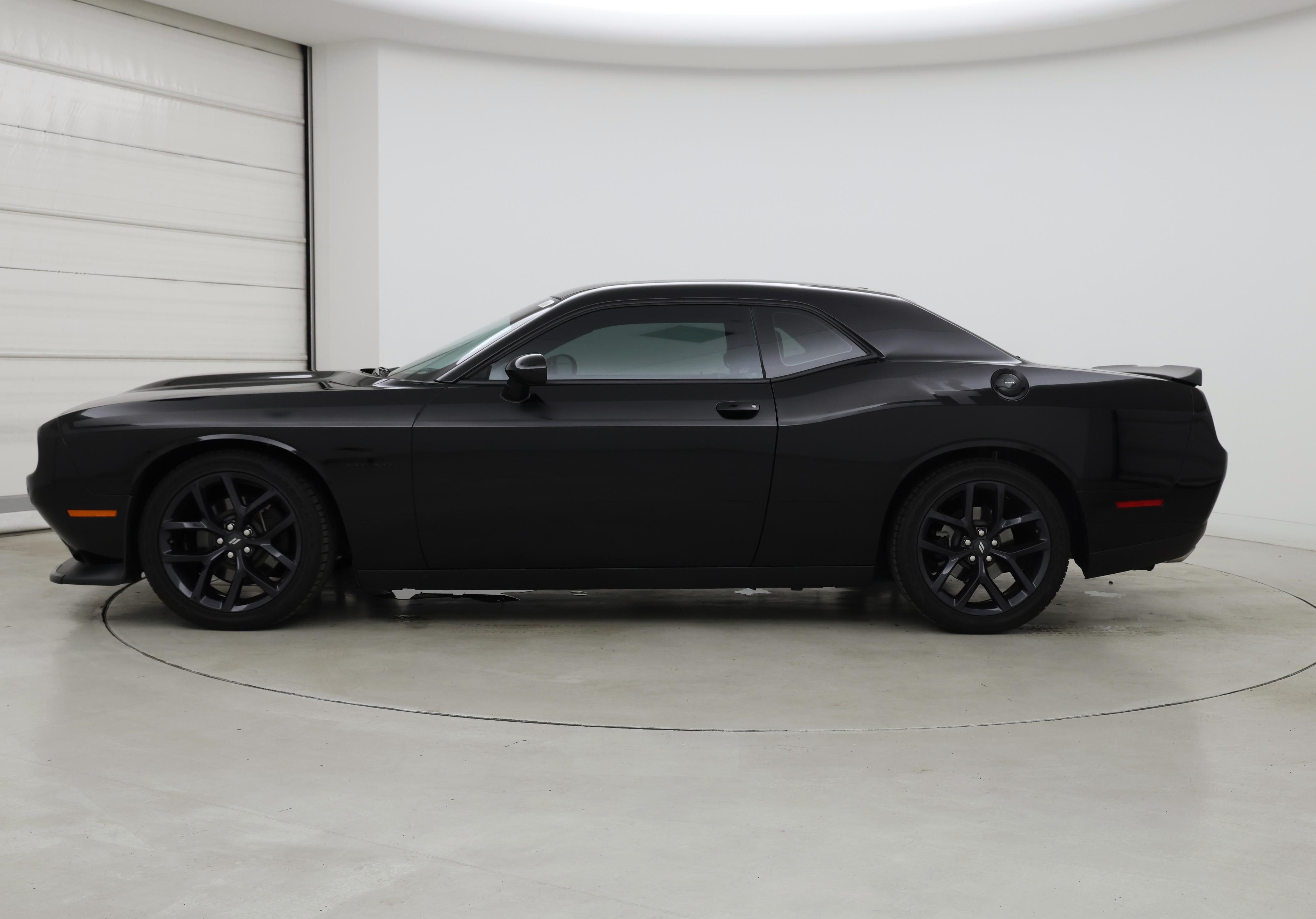 Thumbnail: 2020 Dodge Challenger - 3