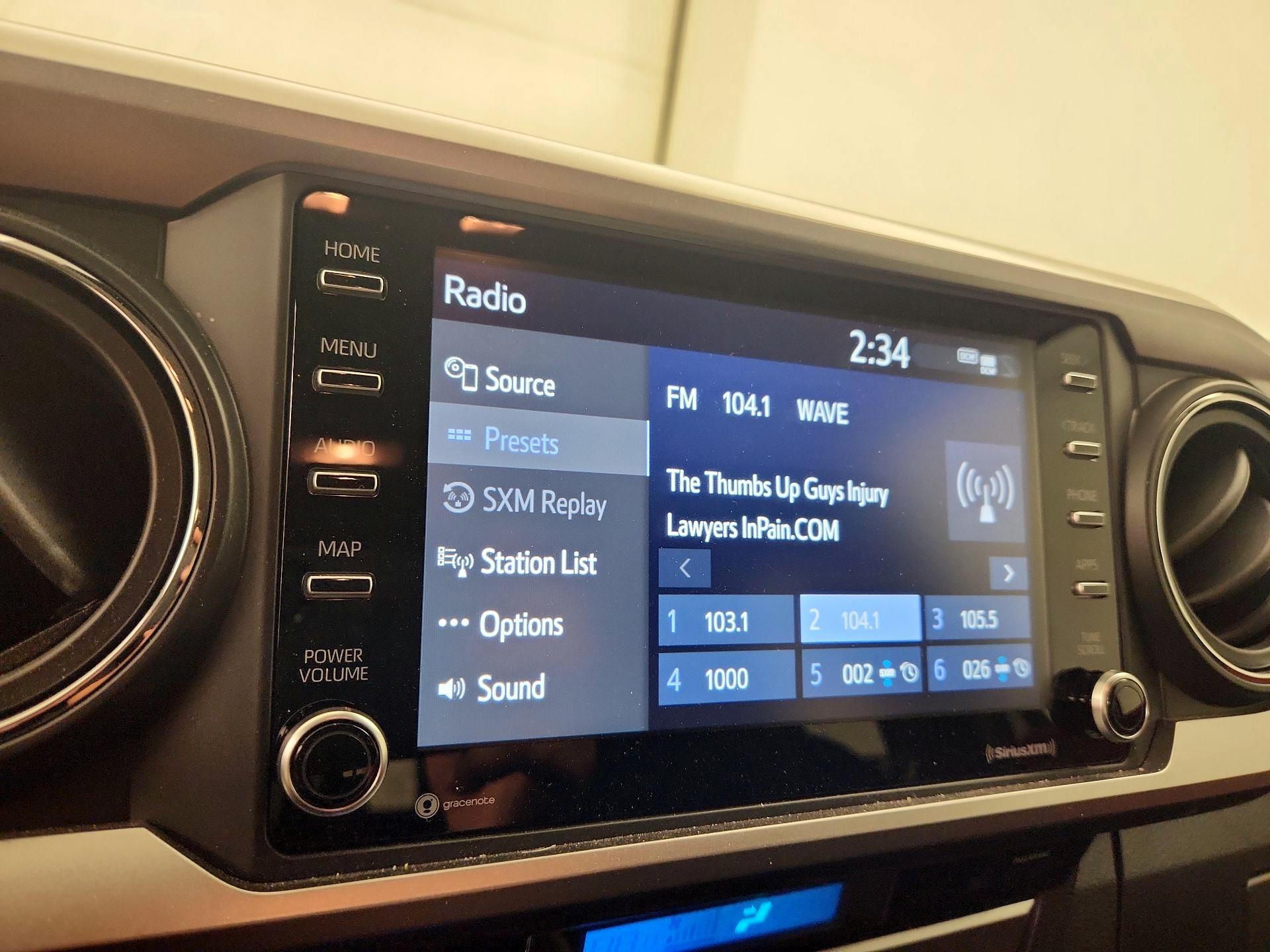 Thumbnail: 2022 Toyota Tacoma - 15