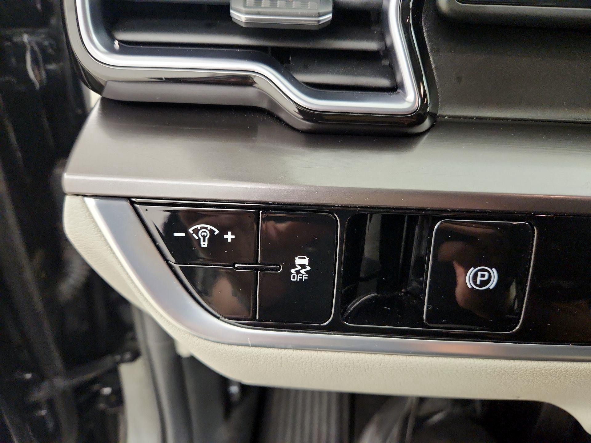 Thumbnail: 2024 Kia Sportage - 13