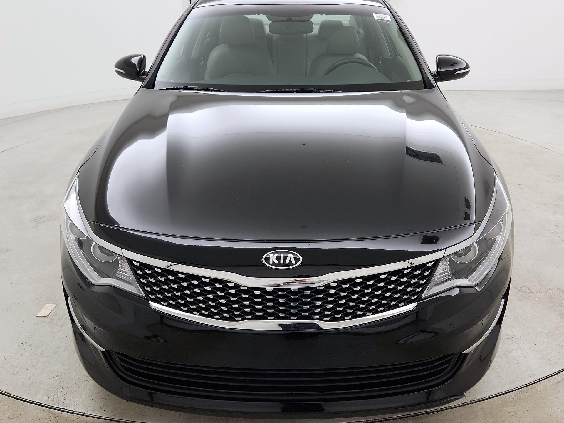 Thumbnail: 2016 Kia Optima - 2