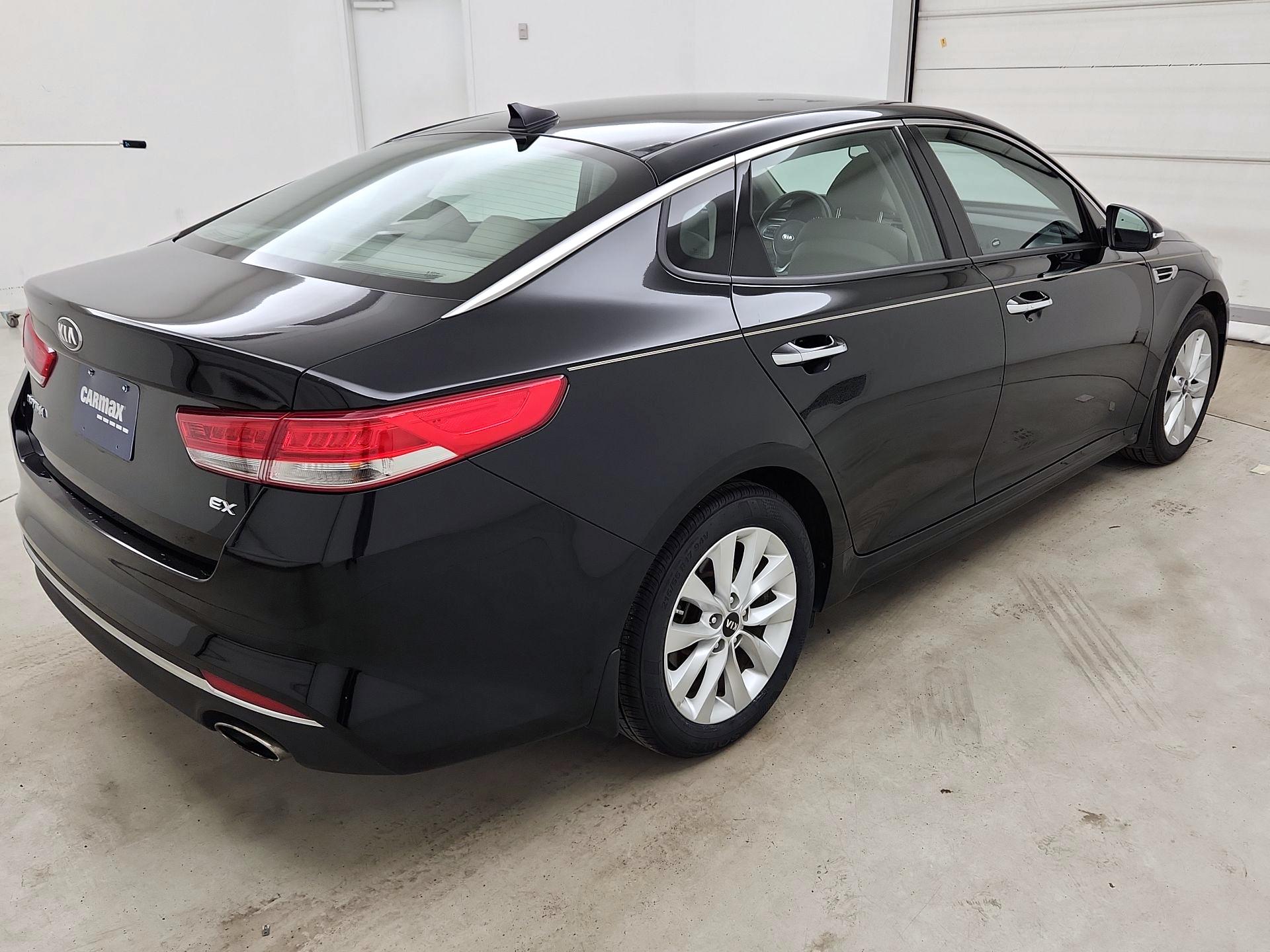 Thumbnail: 2016 Kia Optima - 5