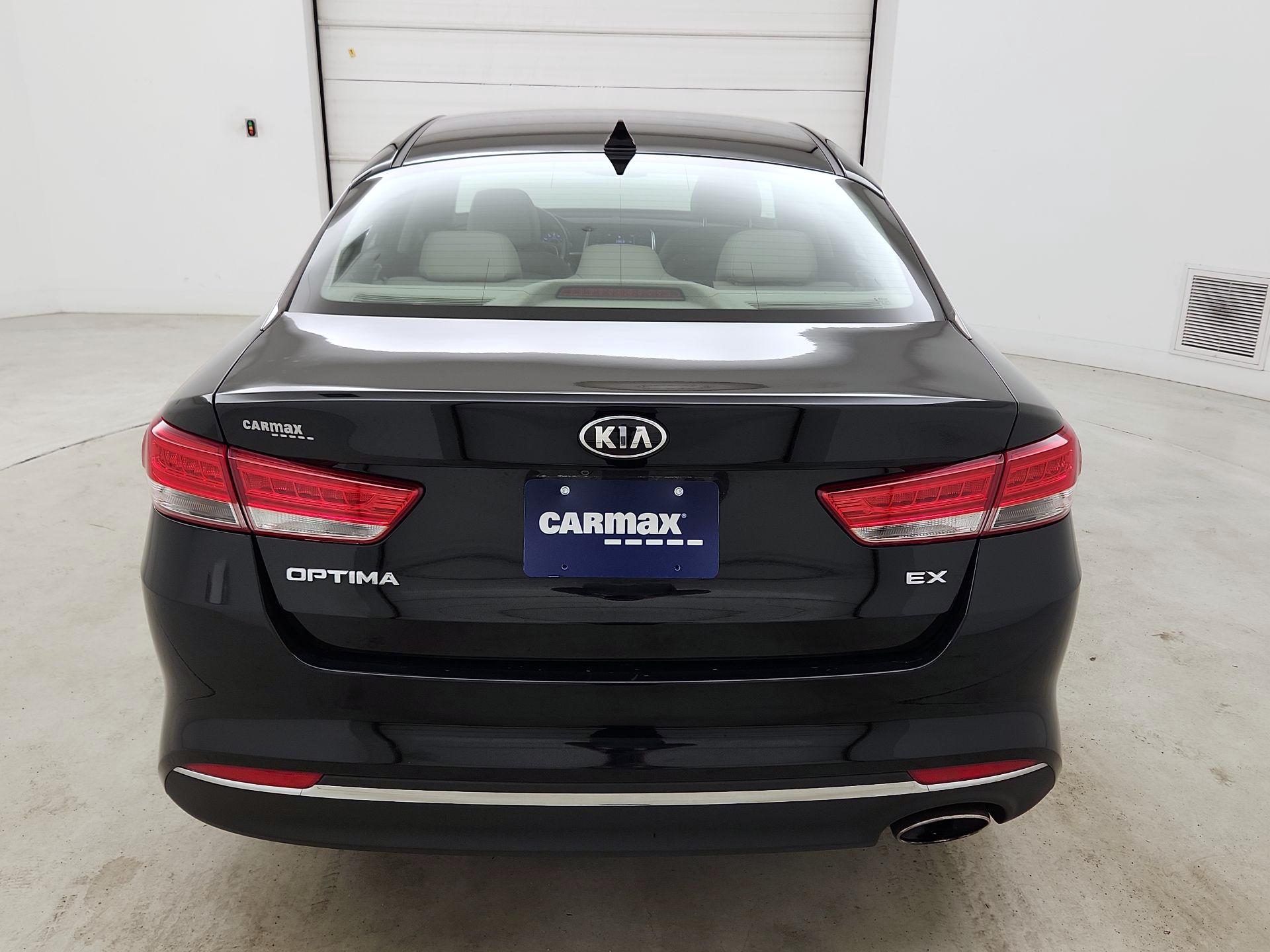 Thumbnail: 2016 Kia Optima - 6