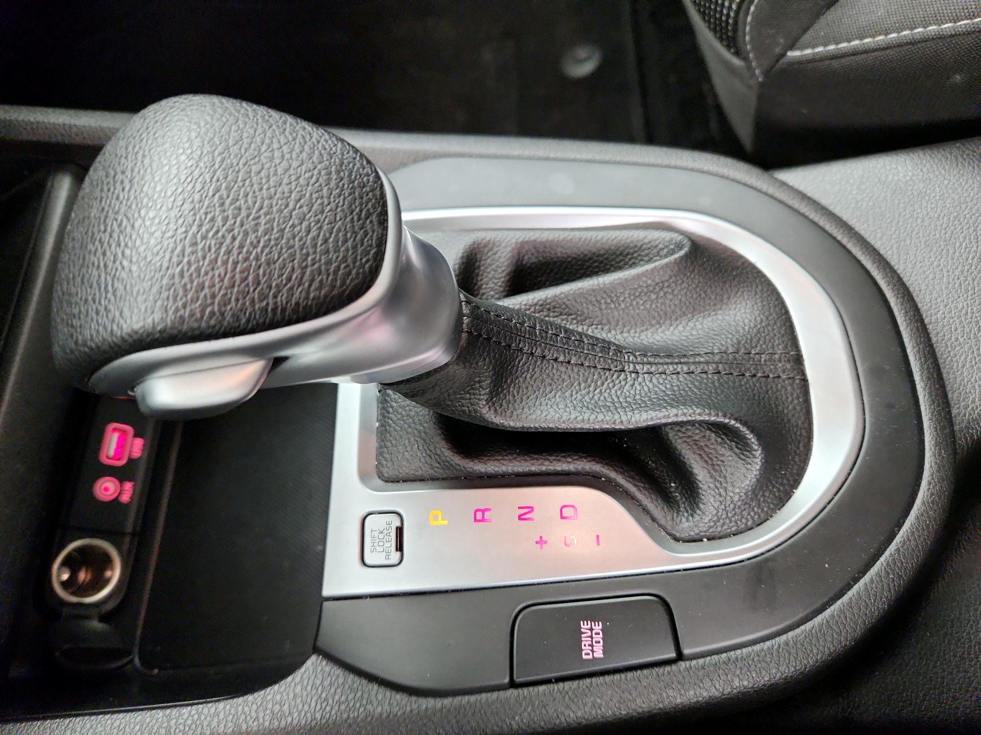 Thumbnail: 2021 Kia Forte - 15