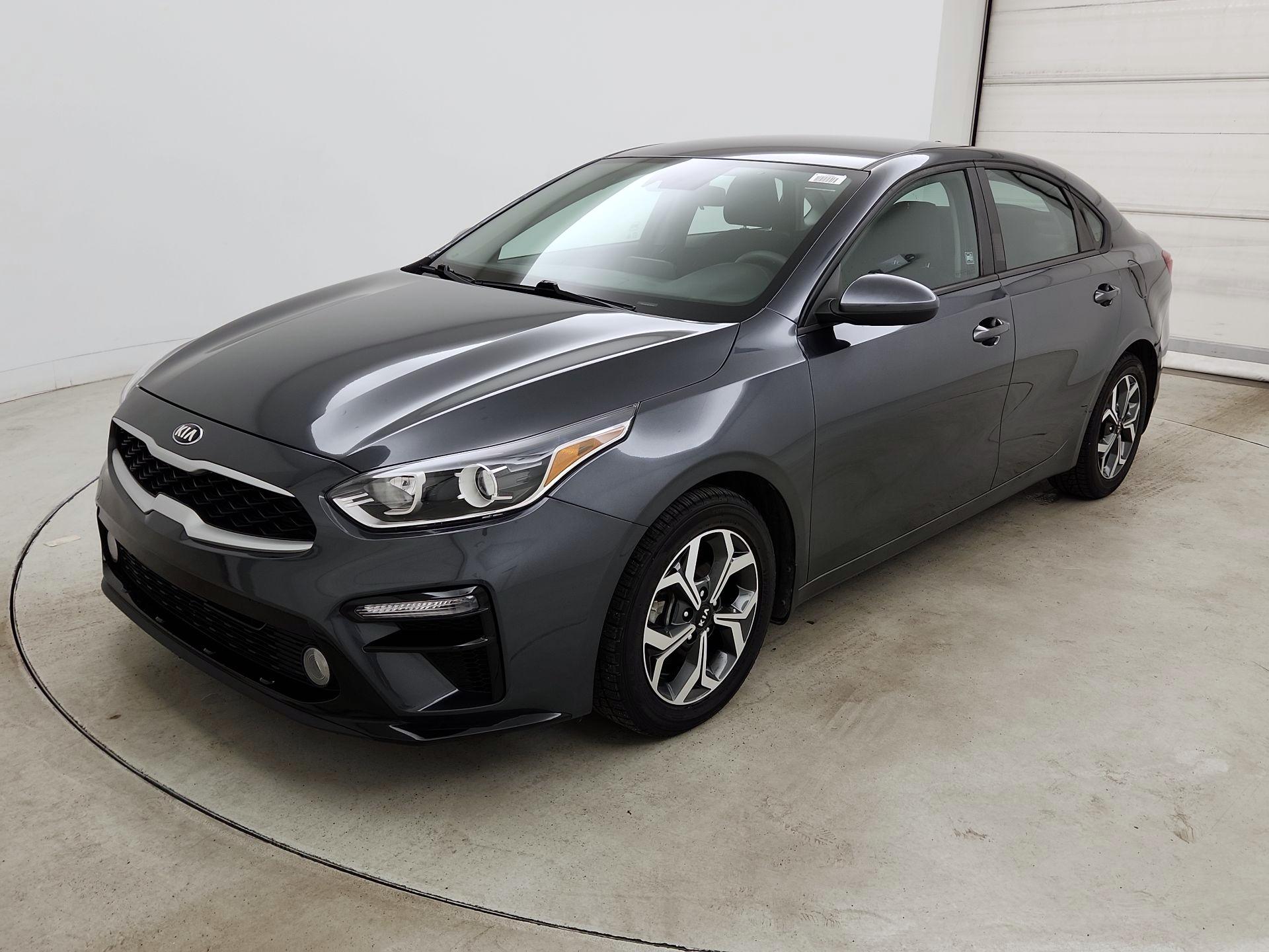 Thumbnail: 2021 Kia Forte - 3