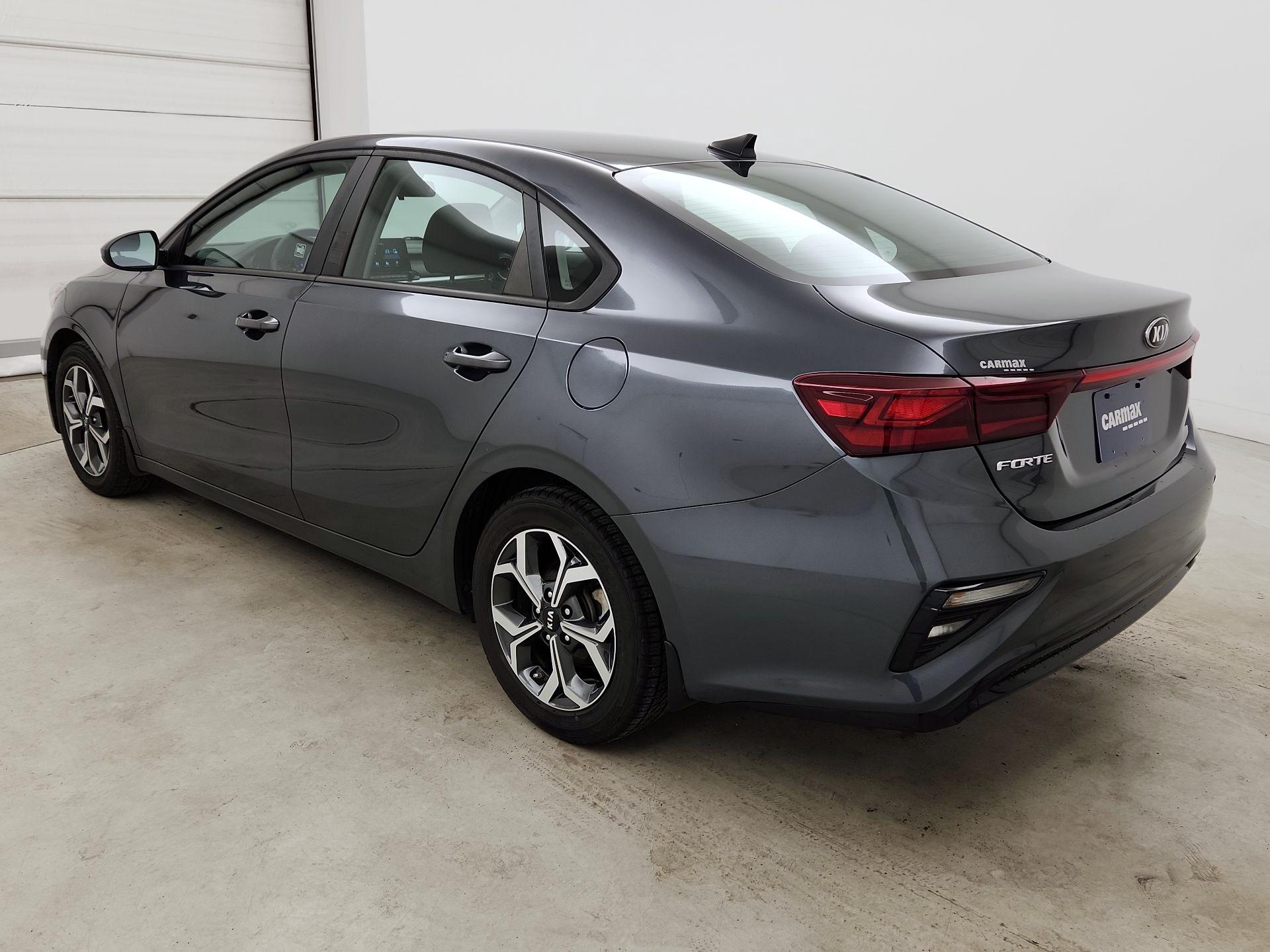 Thumbnail: 2021 Kia Forte - 7