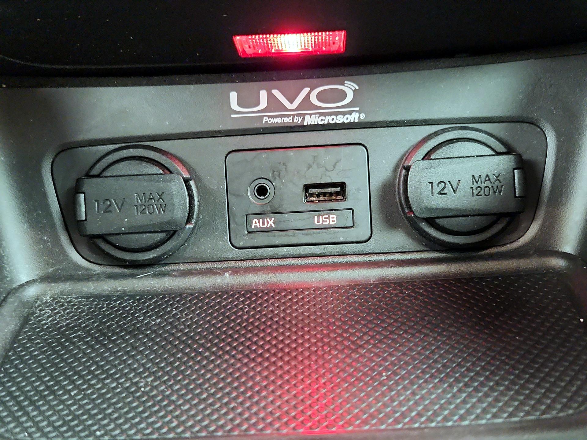 Thumbnail: 2014 Kia Sorento - 16