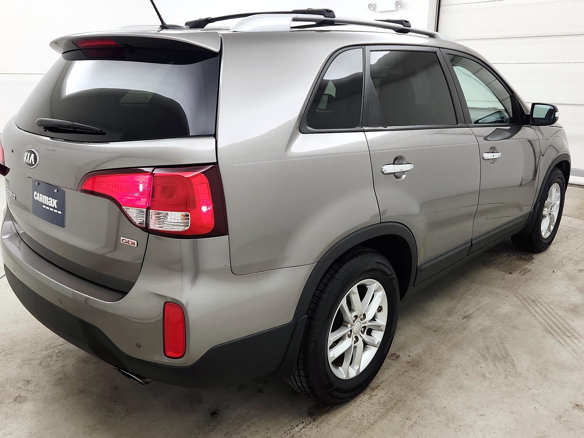 Thumbnail: 2014 Kia Sorento - 5