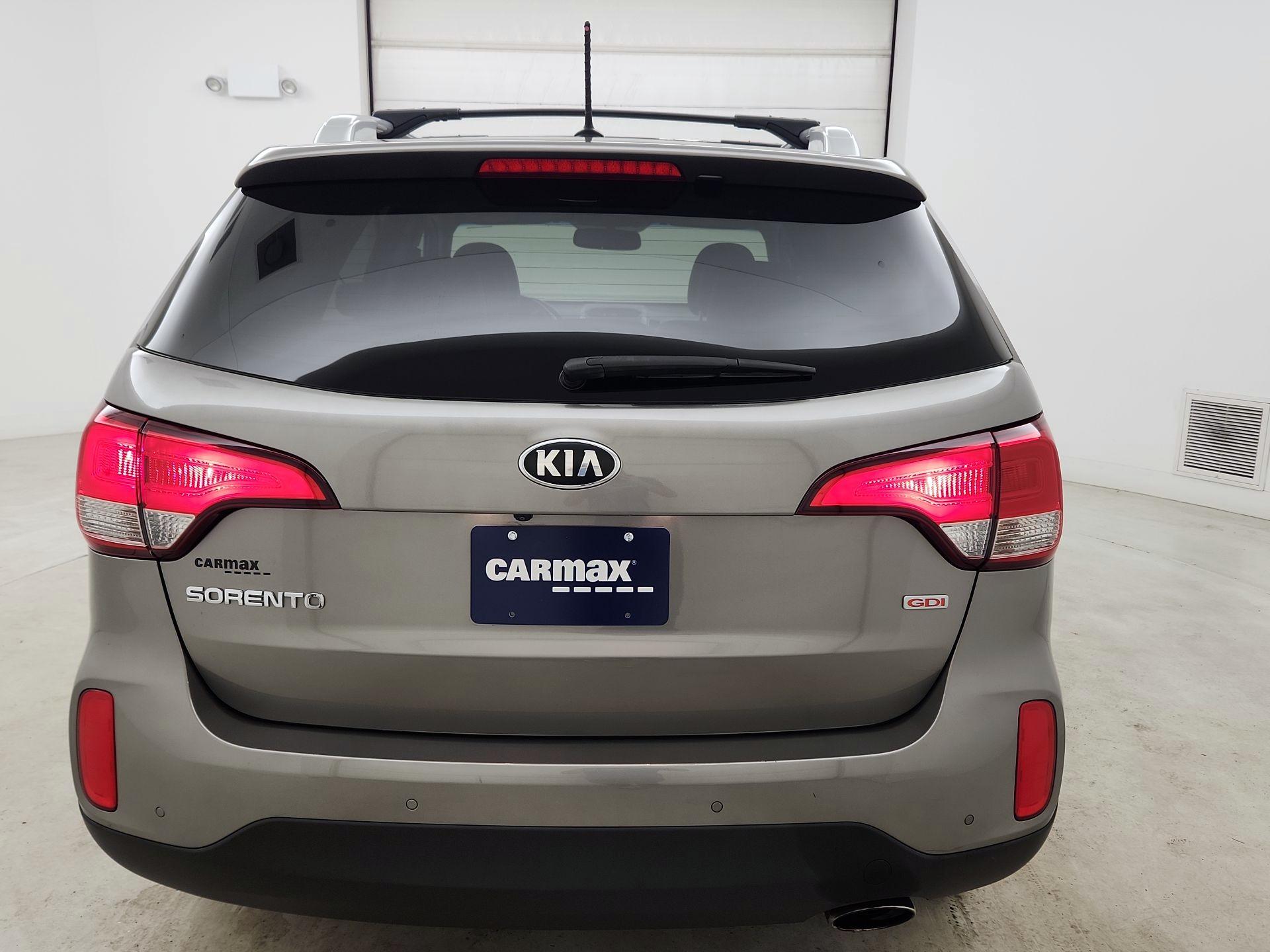 Thumbnail: 2014 Kia Sorento - 6