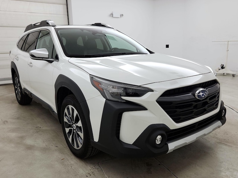 2023 Subaru Outback Touring